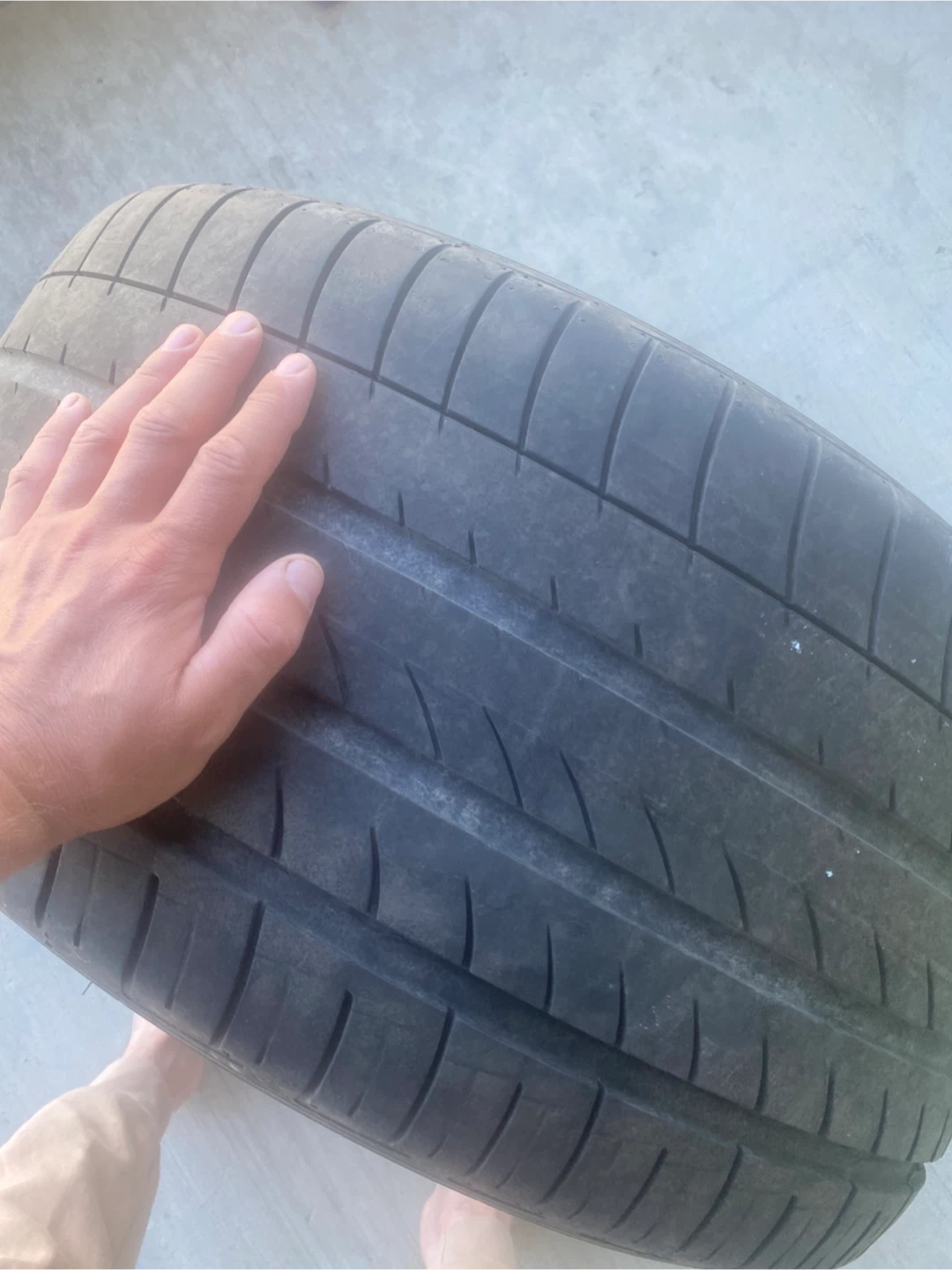 bmw x5 Dunlop SP Sport Maxx GT DSST ROF Tire