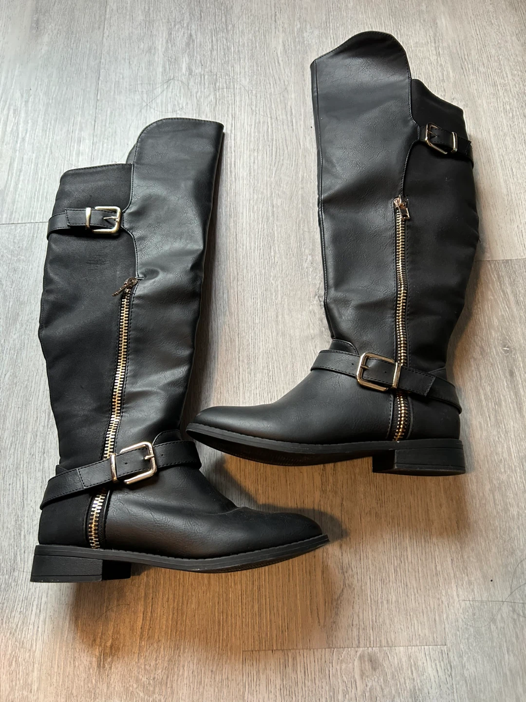 Black Knee-High Boots - photo 2