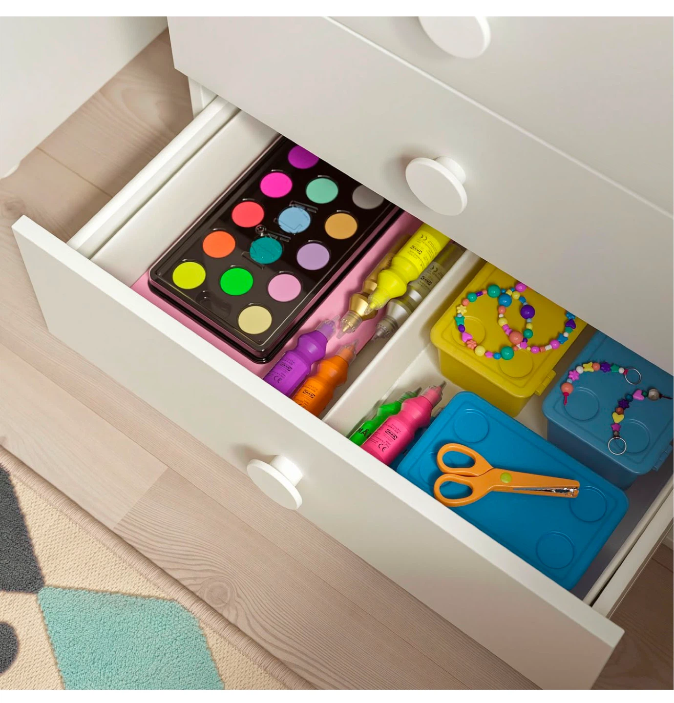 White 3-Drawer Chest - photo 3