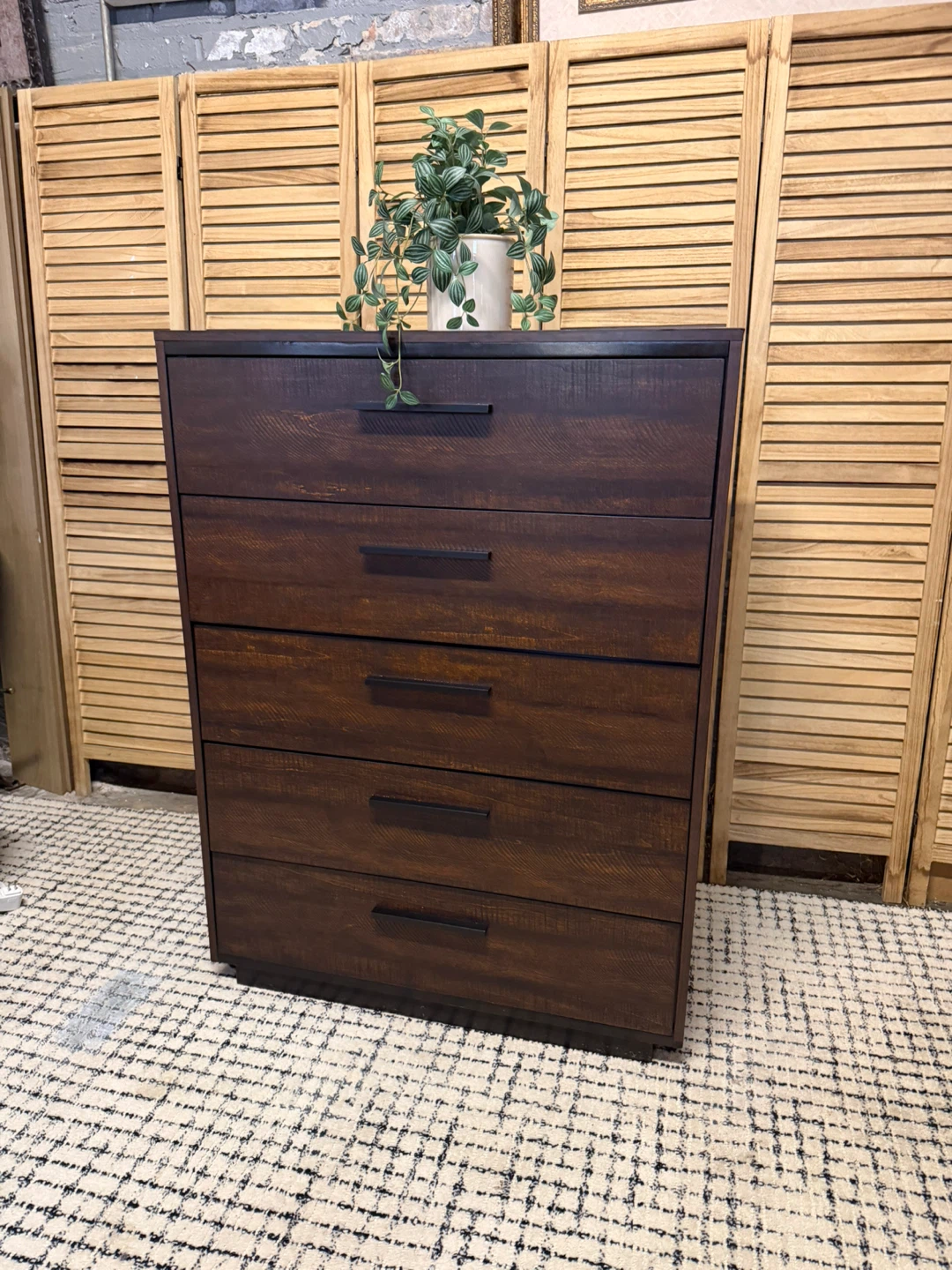 Dresser - photo 3