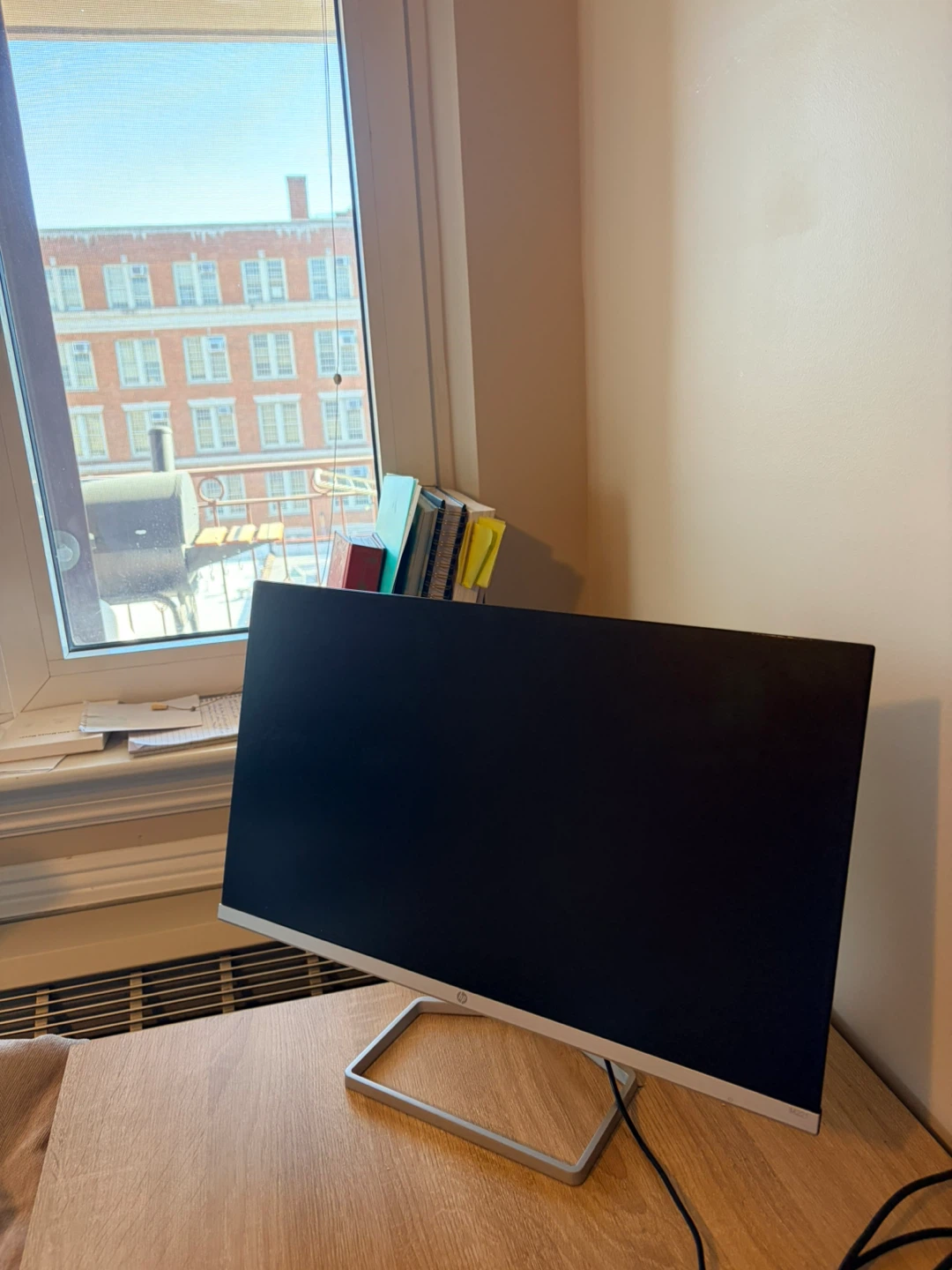 HP Monitor - M22f 22" FHD FreeSync - photo 2