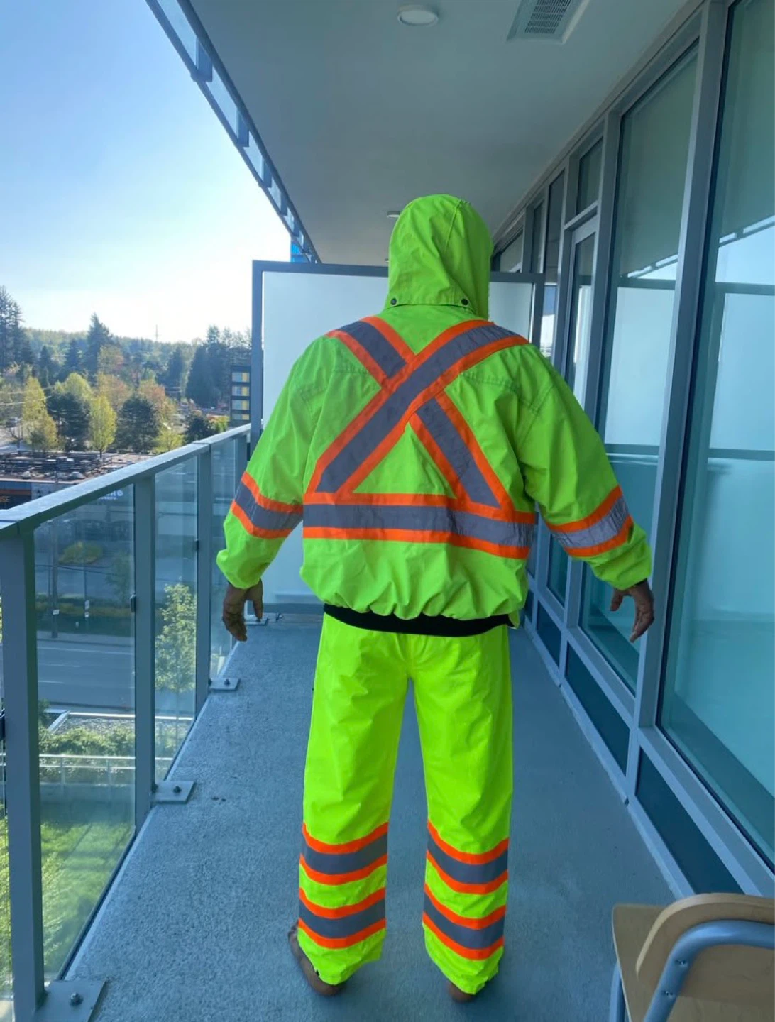 High Visibility Safety vest and trousers, 100% Waterproof - photo 2