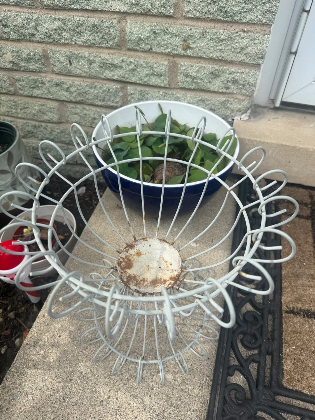 Vintage Basket Plant stand - photo 2