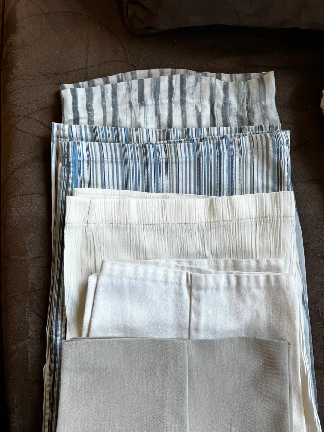 Bundle of Women's Pants - photo 4
