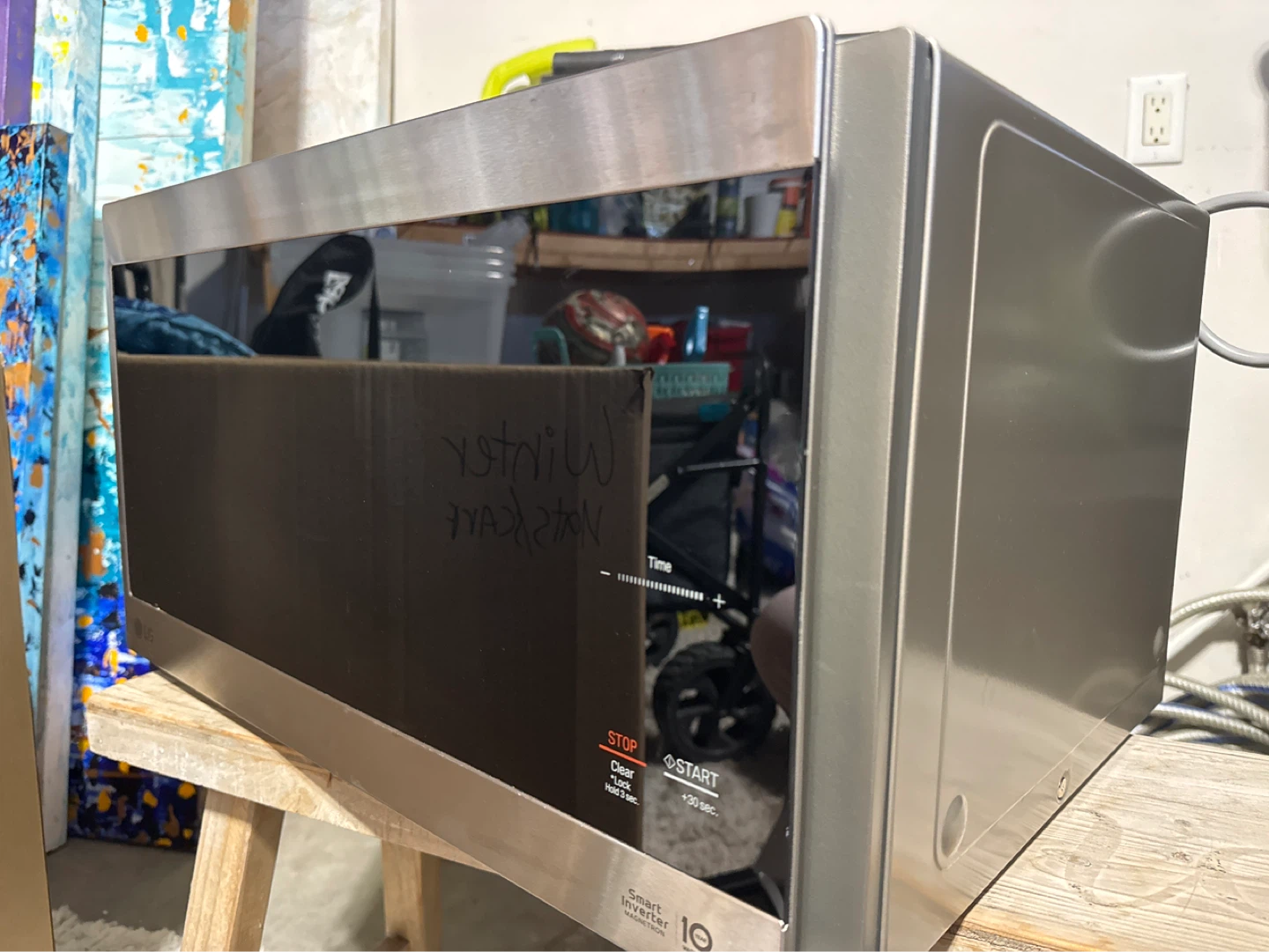 LG Microwave - photo 3