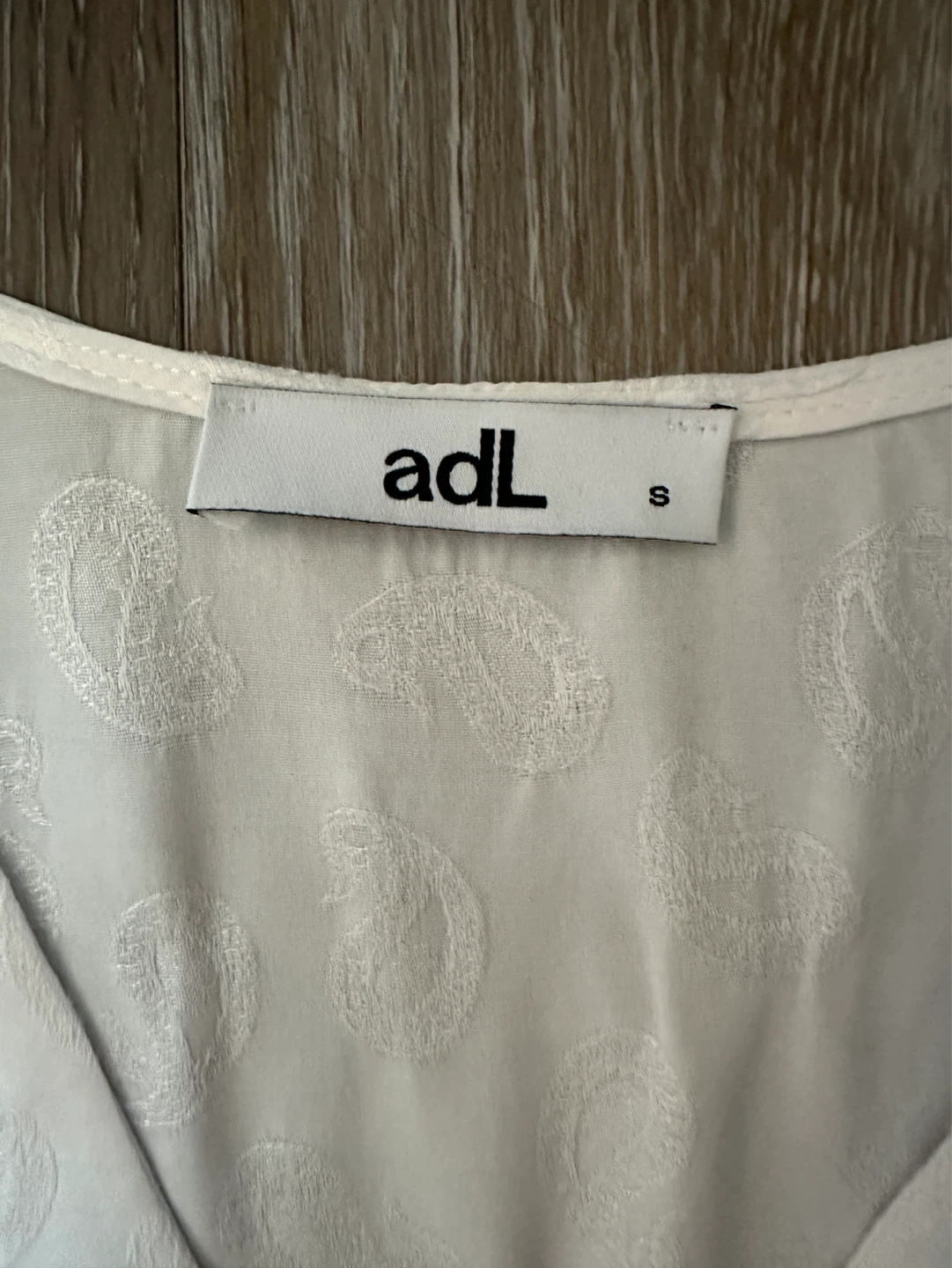 adL White Paisley Print Blouse - Size S - photo 4