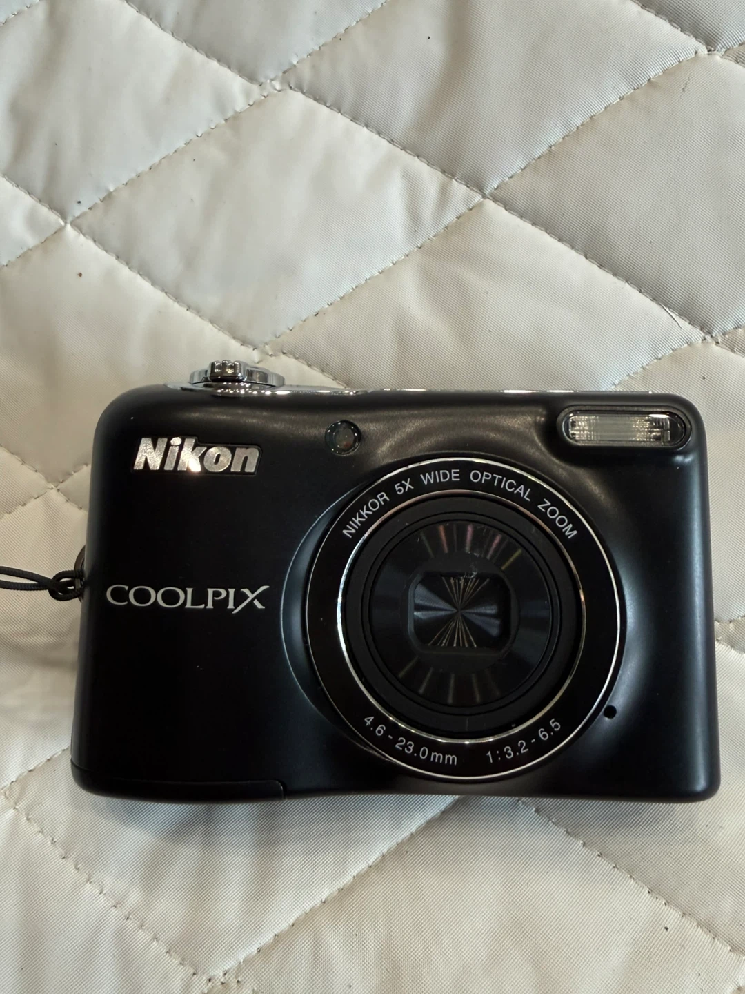 Nikon COOLPIX L30 Digital Camera, memory card included