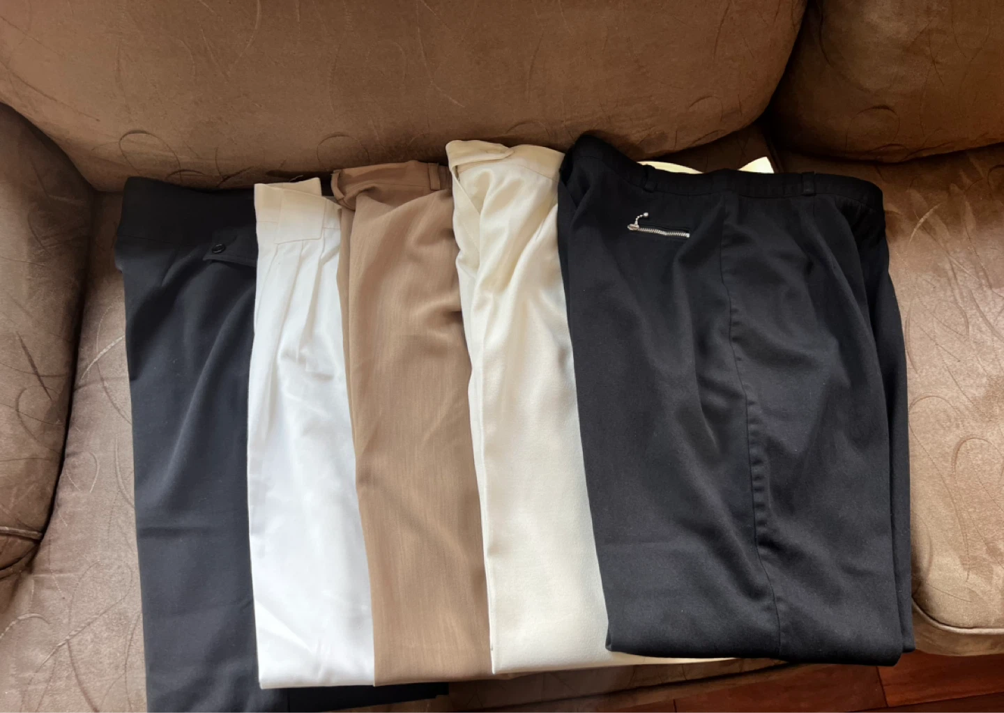 5 Pairs of Ladies Pants