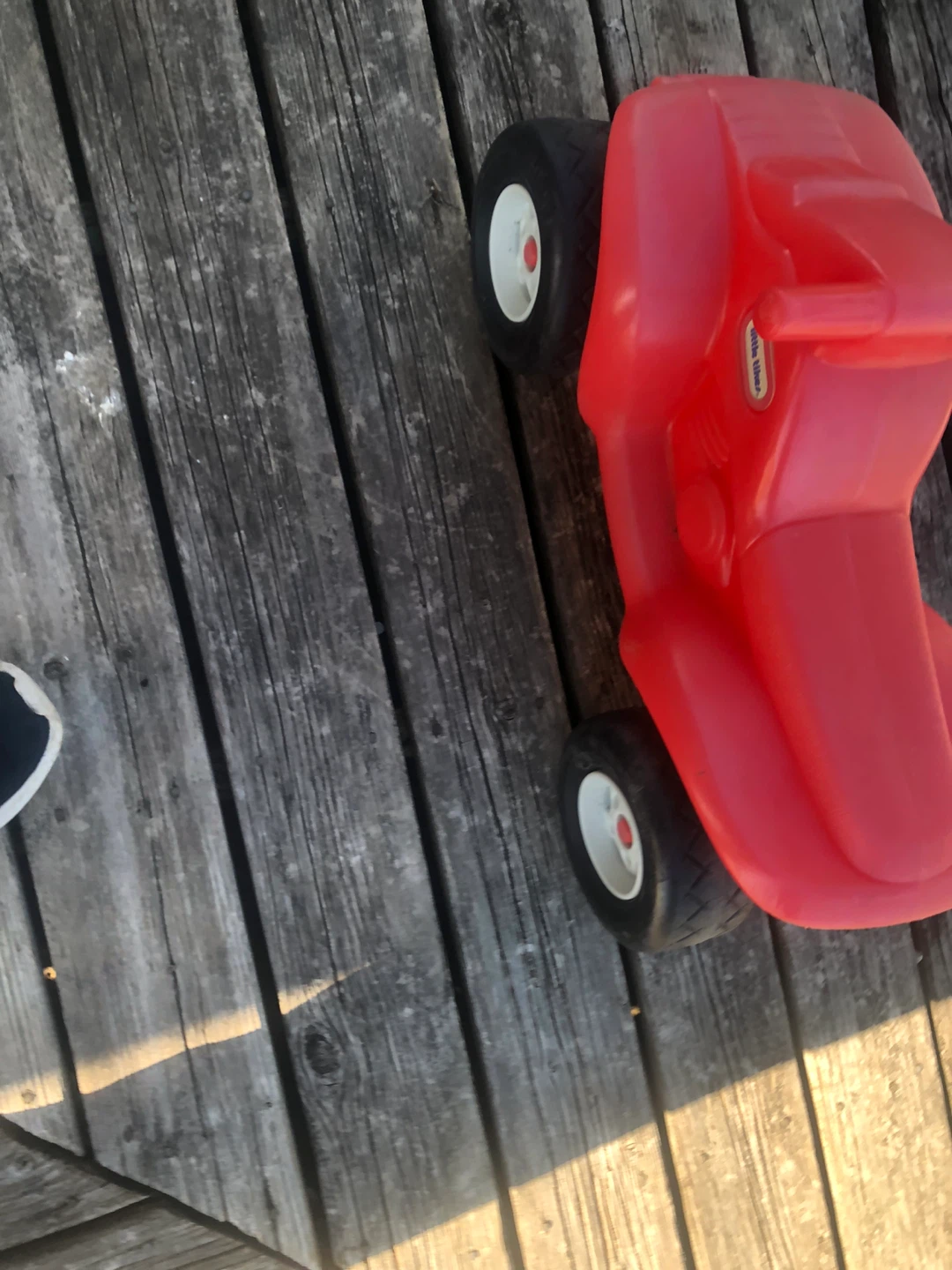 Little Tikes Red Ride-On Toy Car - photo 2