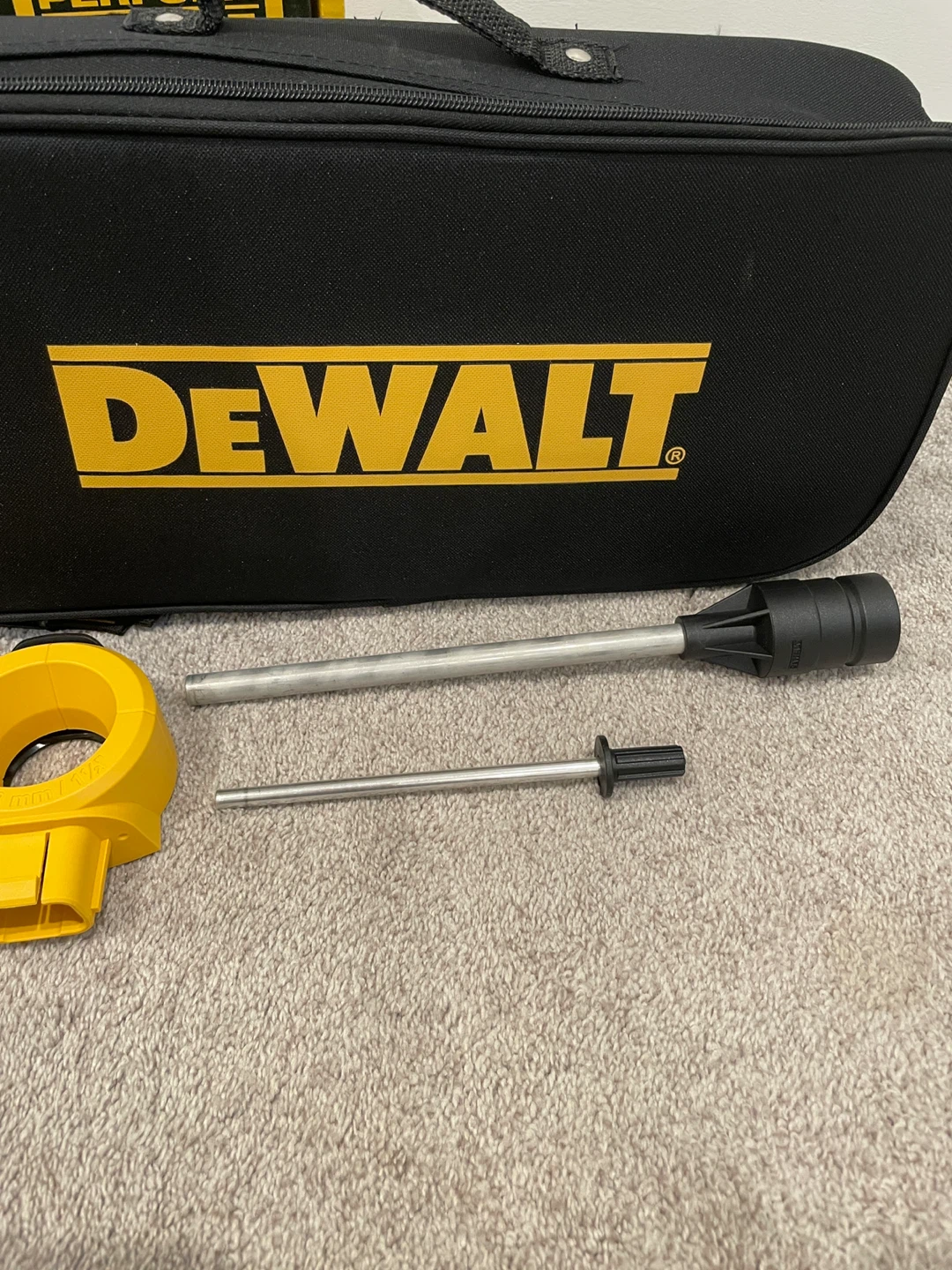 Dewalt Dust Extractor NEW - photo 4