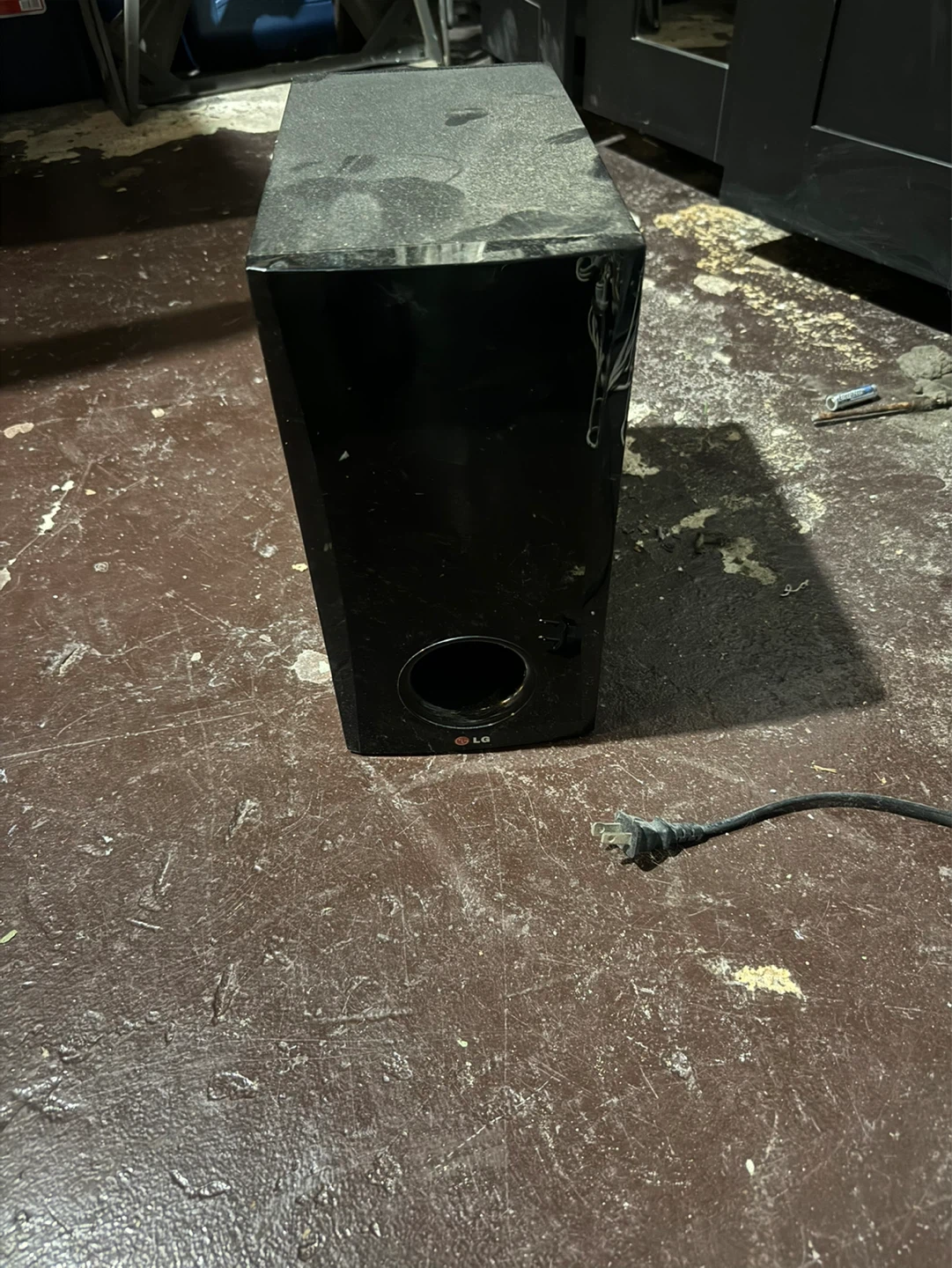 LG Home Theatre Speaker System with Subwoofer - photo 2