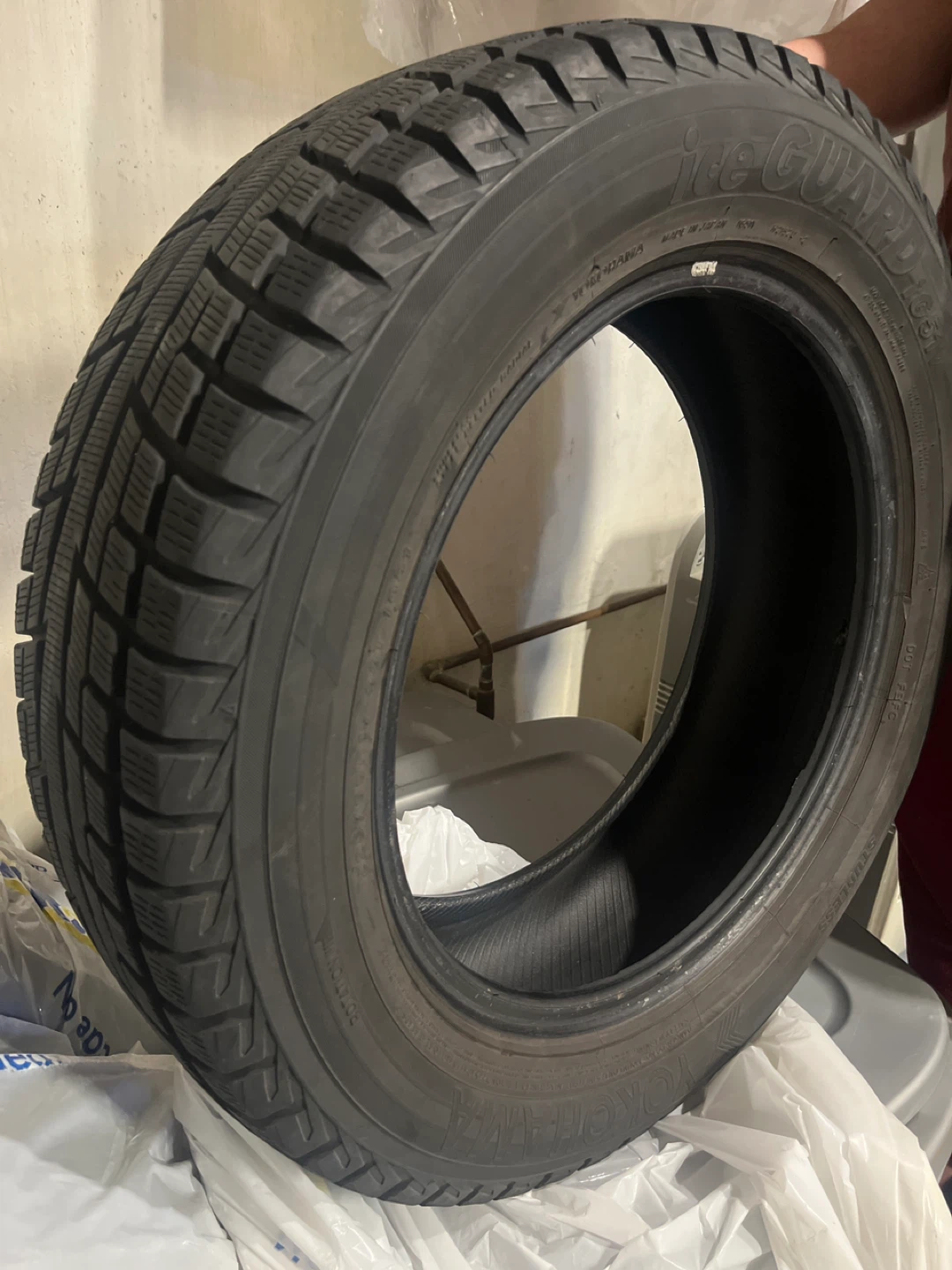 Yokohama Ice Guard Winter Tire