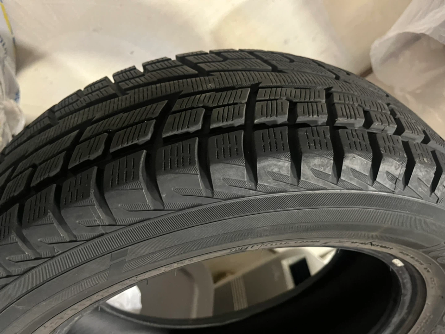Yokohama Ice Guard Winter Tire - photo 5