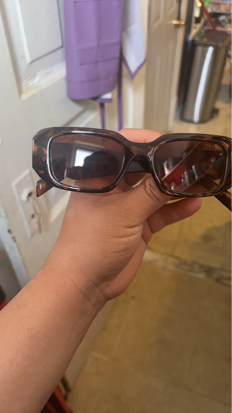 Prada Sunglasses - photo 3