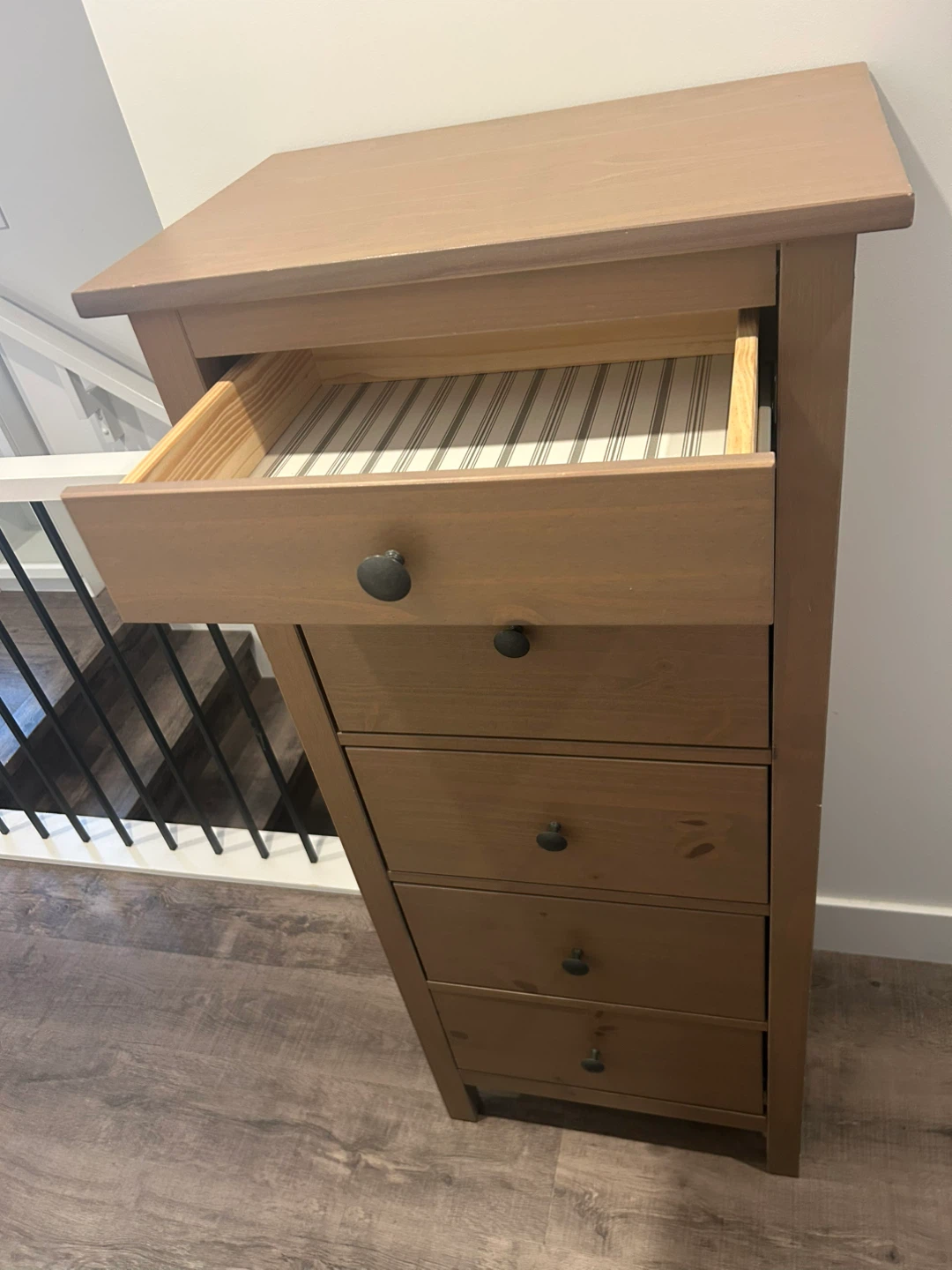 IKEA HEMNES 5 drawers dresser in brown colour - photo 2