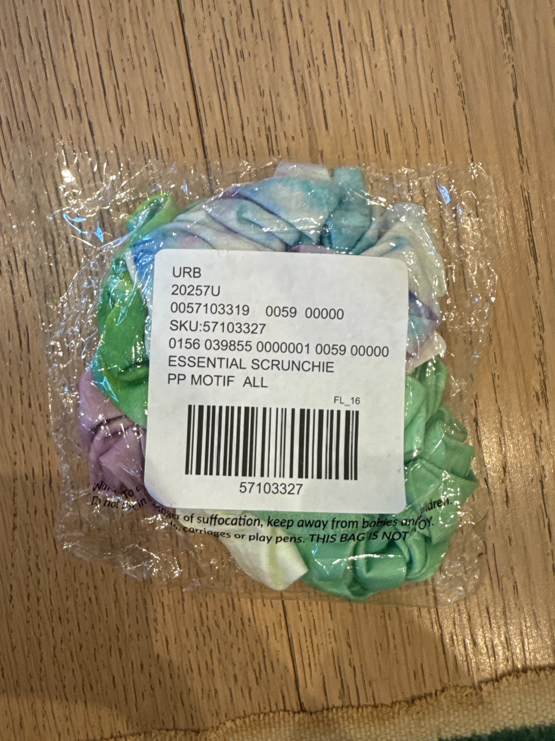 URB Essential Scrunchie Set