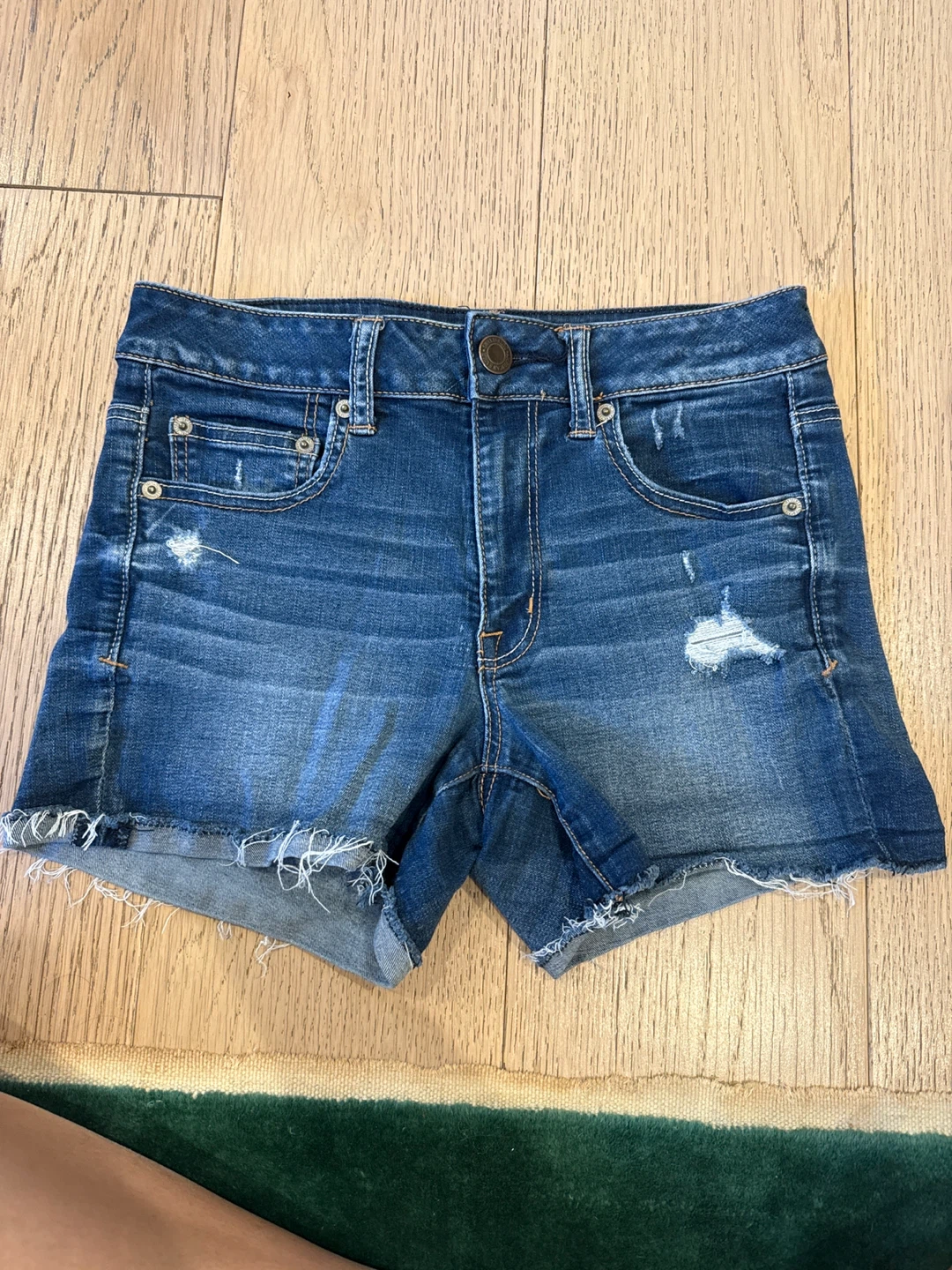 American Eagle Outfitters Women's Denim Shorts Size 6