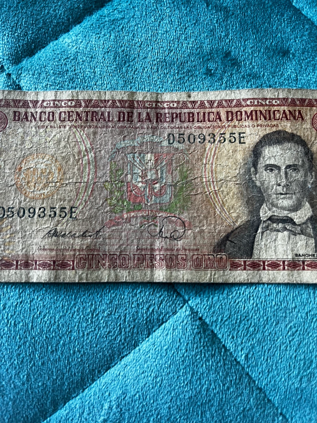 Dominican Republic 5 Pesos Oro 1978 Banknote - photo 5
