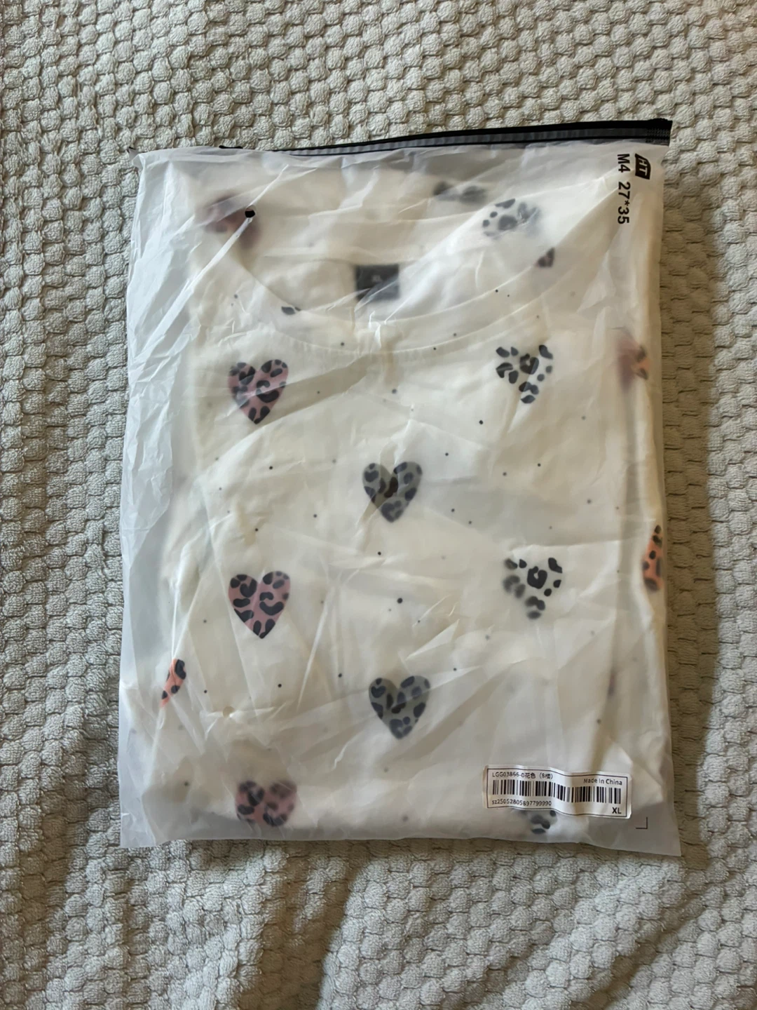 New women’s t-shirt leopard hearts - photo 3