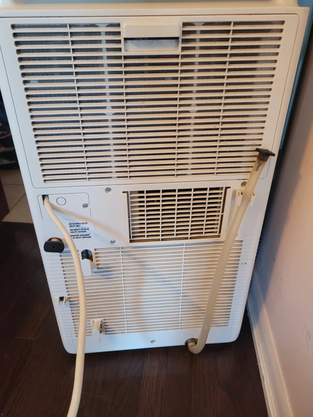 Whirlpool Portable Air Conditioner - photo 3