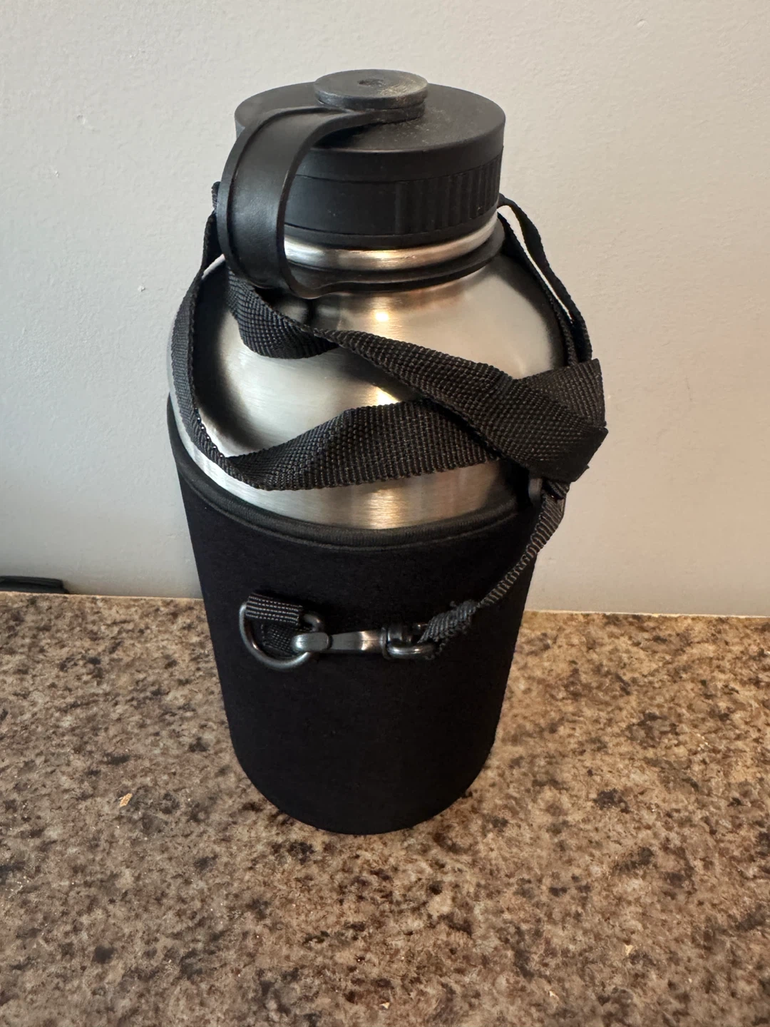 Stainless Steel Water Bottle with Insulated Sleeve - photo 2