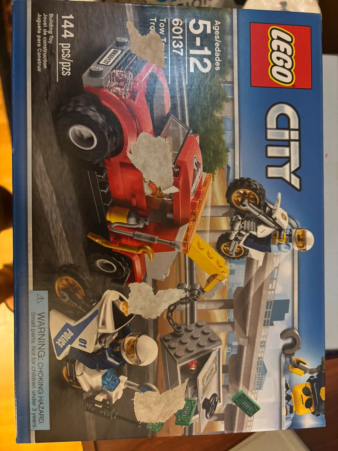 LEGO City 60137 Tow Truck Trouble Set