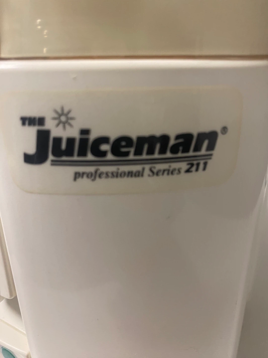 The Juiceman Professional Series 211 Juicer - photo 2