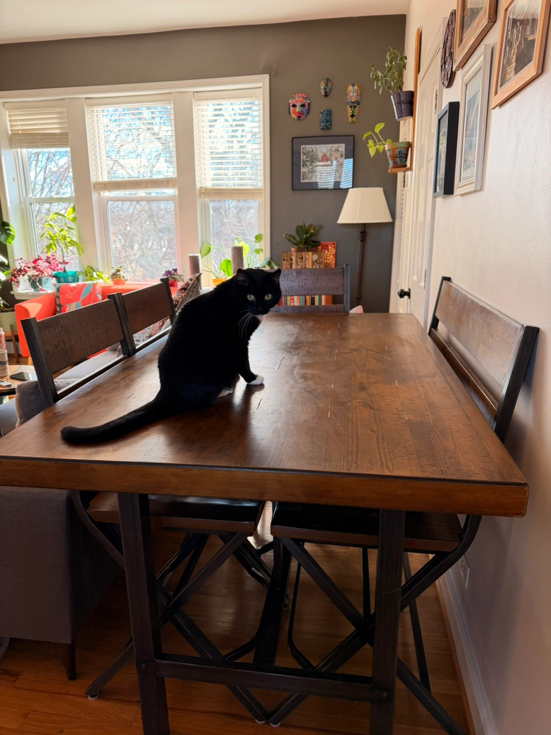 Ashley Furniture High Dinner Table - photo 2
