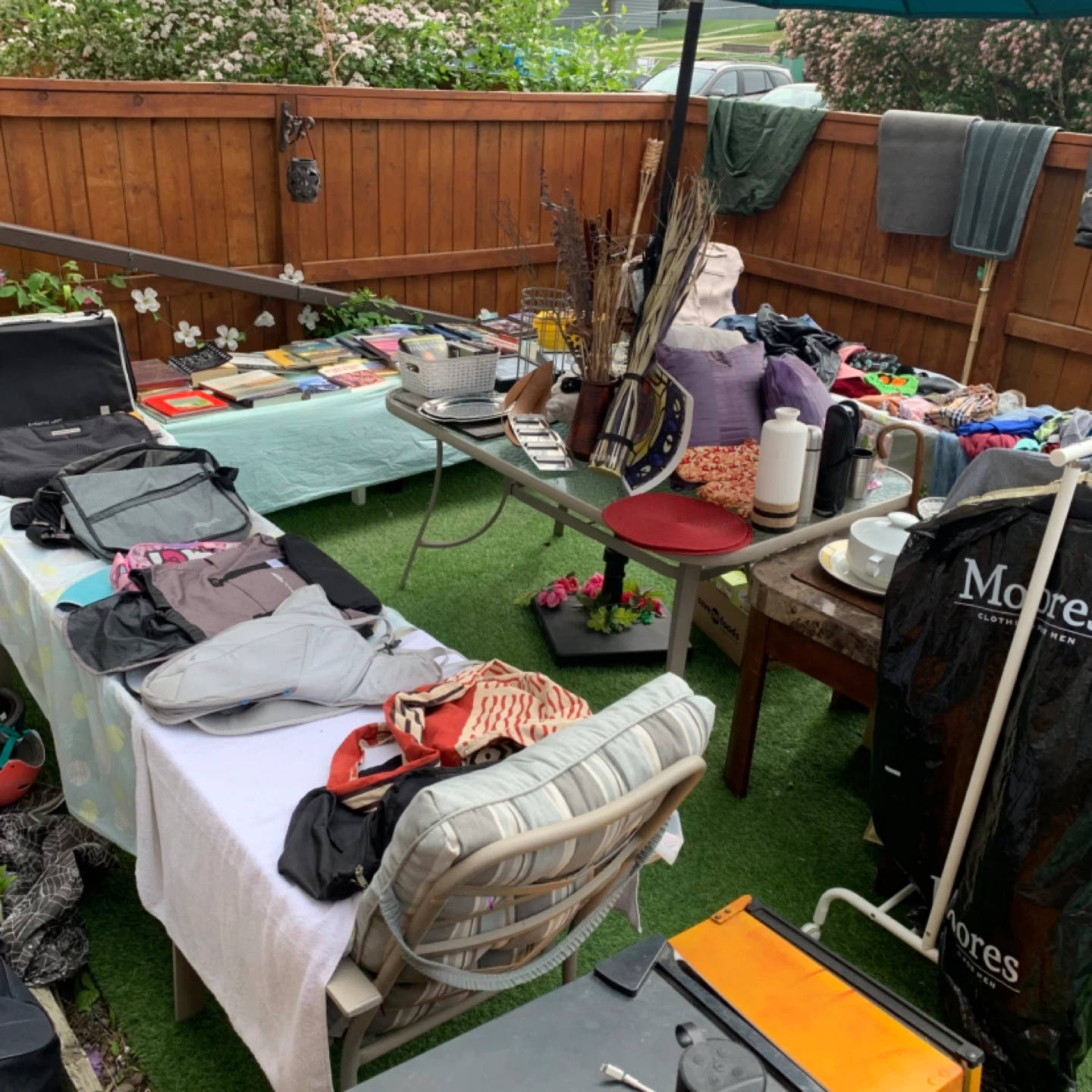 🌅 STILL OPEN TILL SUNDOWN — GARAGE SALE TODAY! - photo 4