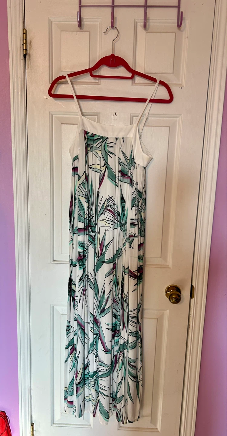 Reitmans Summer Dresses - M