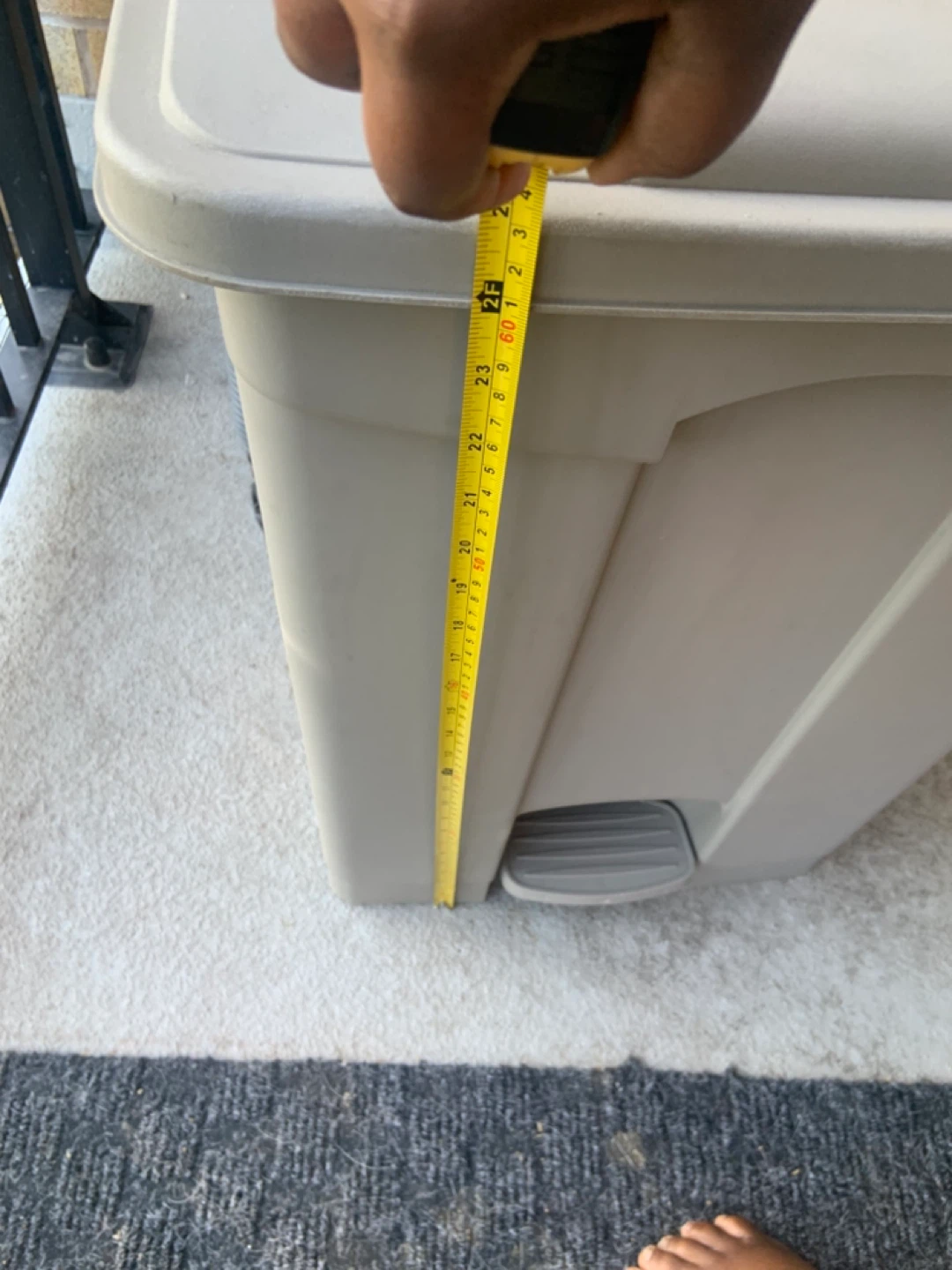 Tan Step Trash Can - photo 5
