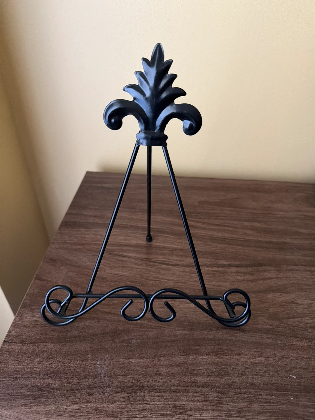 Decorative Black Metal Easel