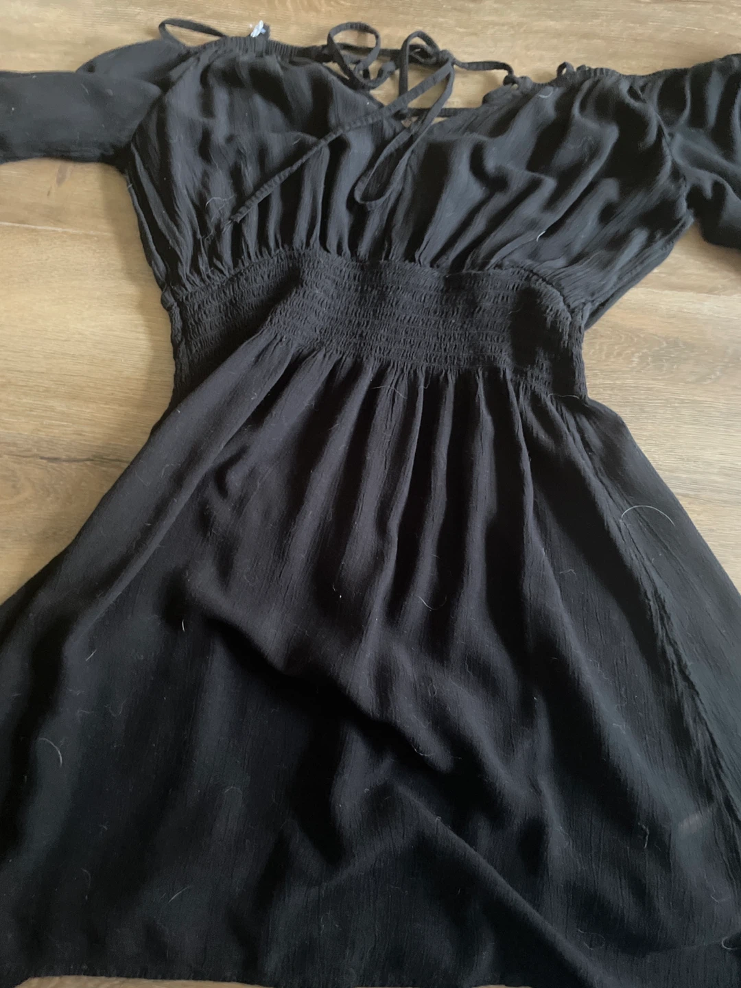 Black Off-the-Shoulder Smocked Dress - photo 2