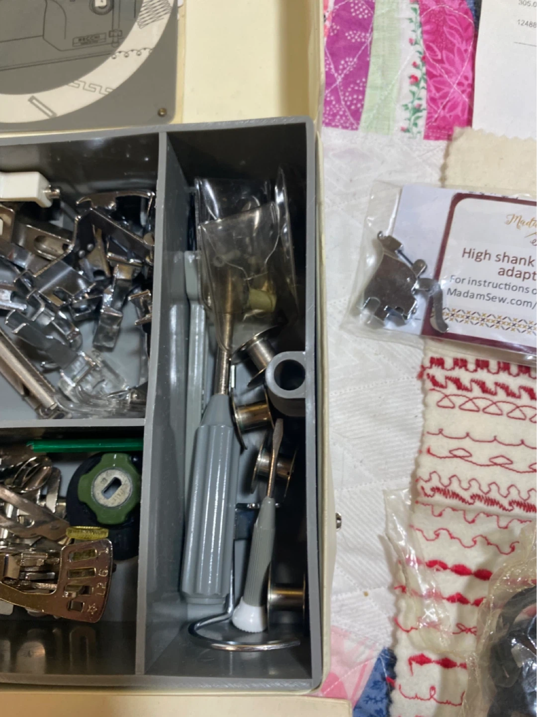 Necchi Julia Accessories Box, Complete - photo 4
