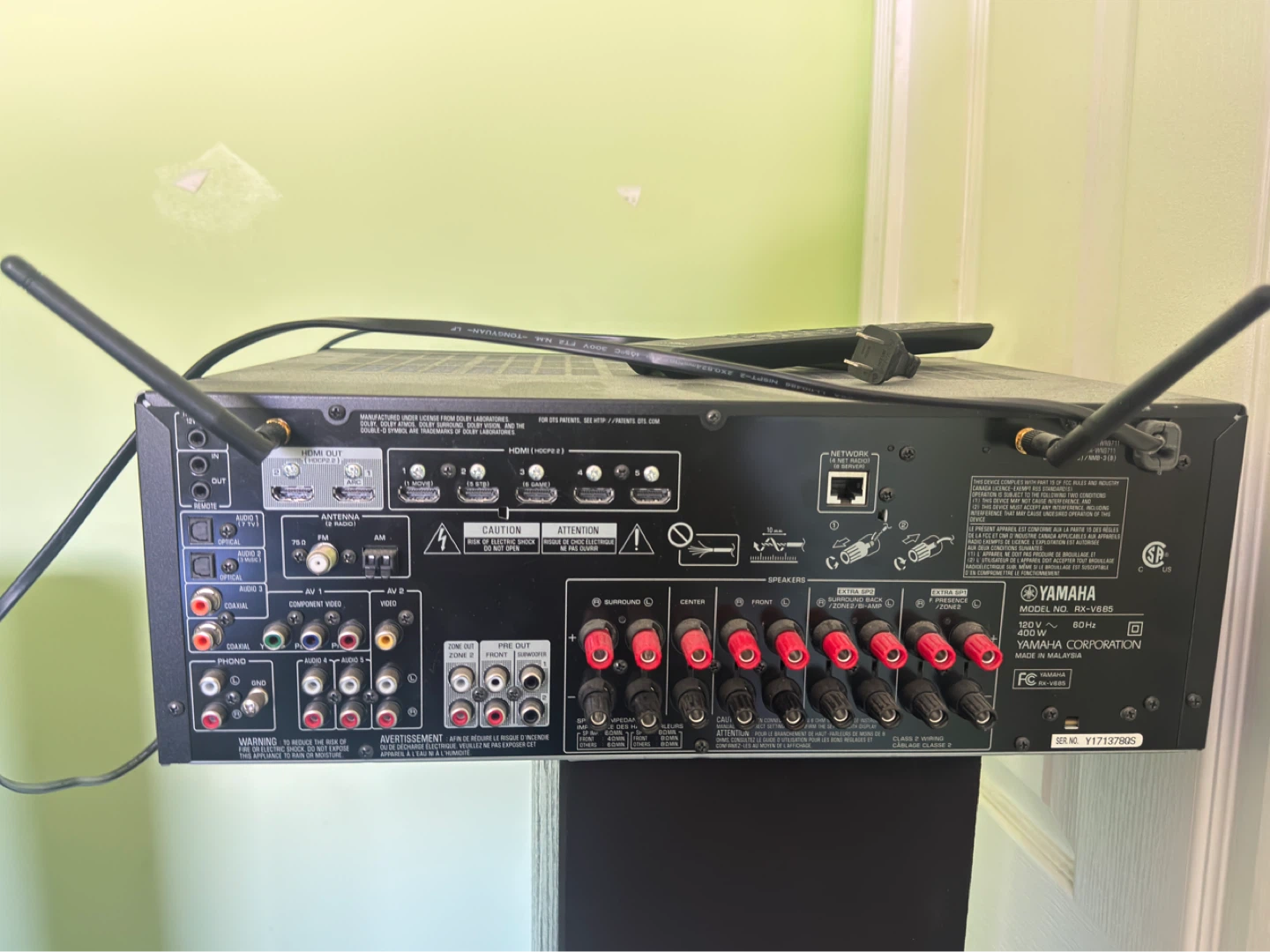Yamaha Natural Sound AV Receiver RX-V685 - photo 3