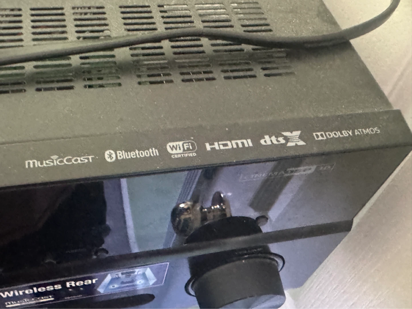 Yamaha Natural Sound AV Receiver RX-V685 - photo 4