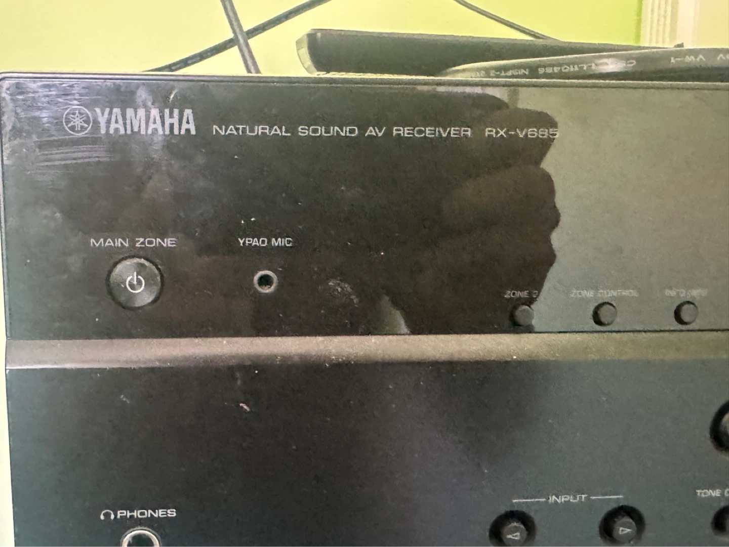 Yamaha Natural Sound AV Receiver RX-V685 - photo 2