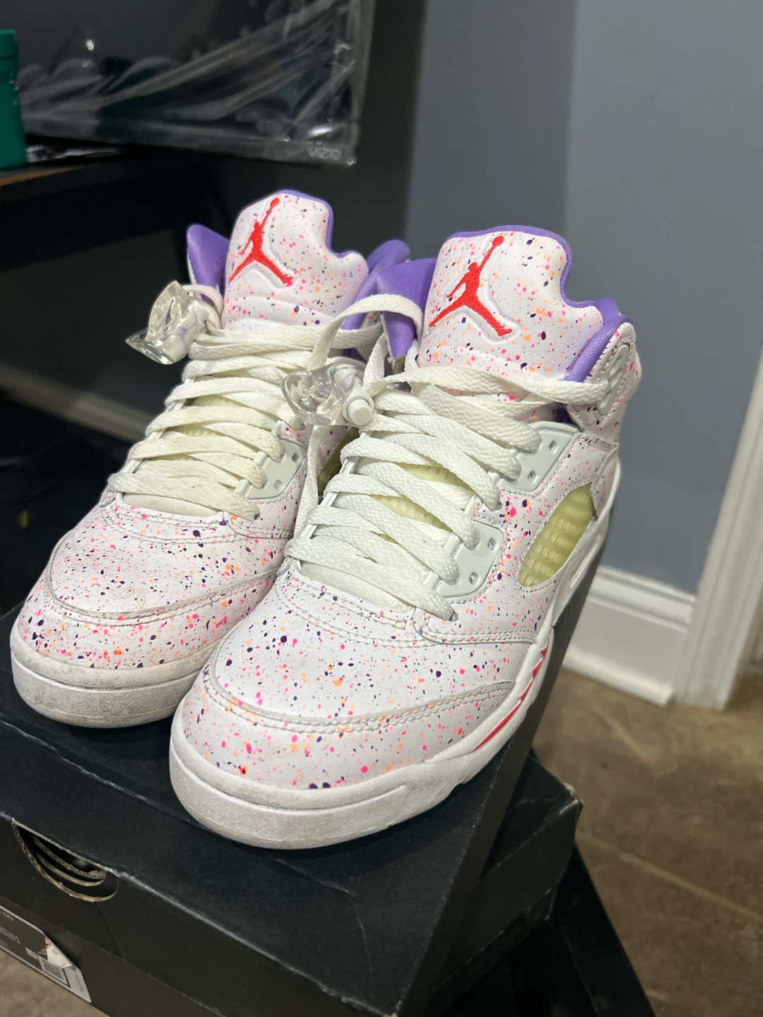 Air Jordan 5 'Washed Coral' Sneakers - photo 4