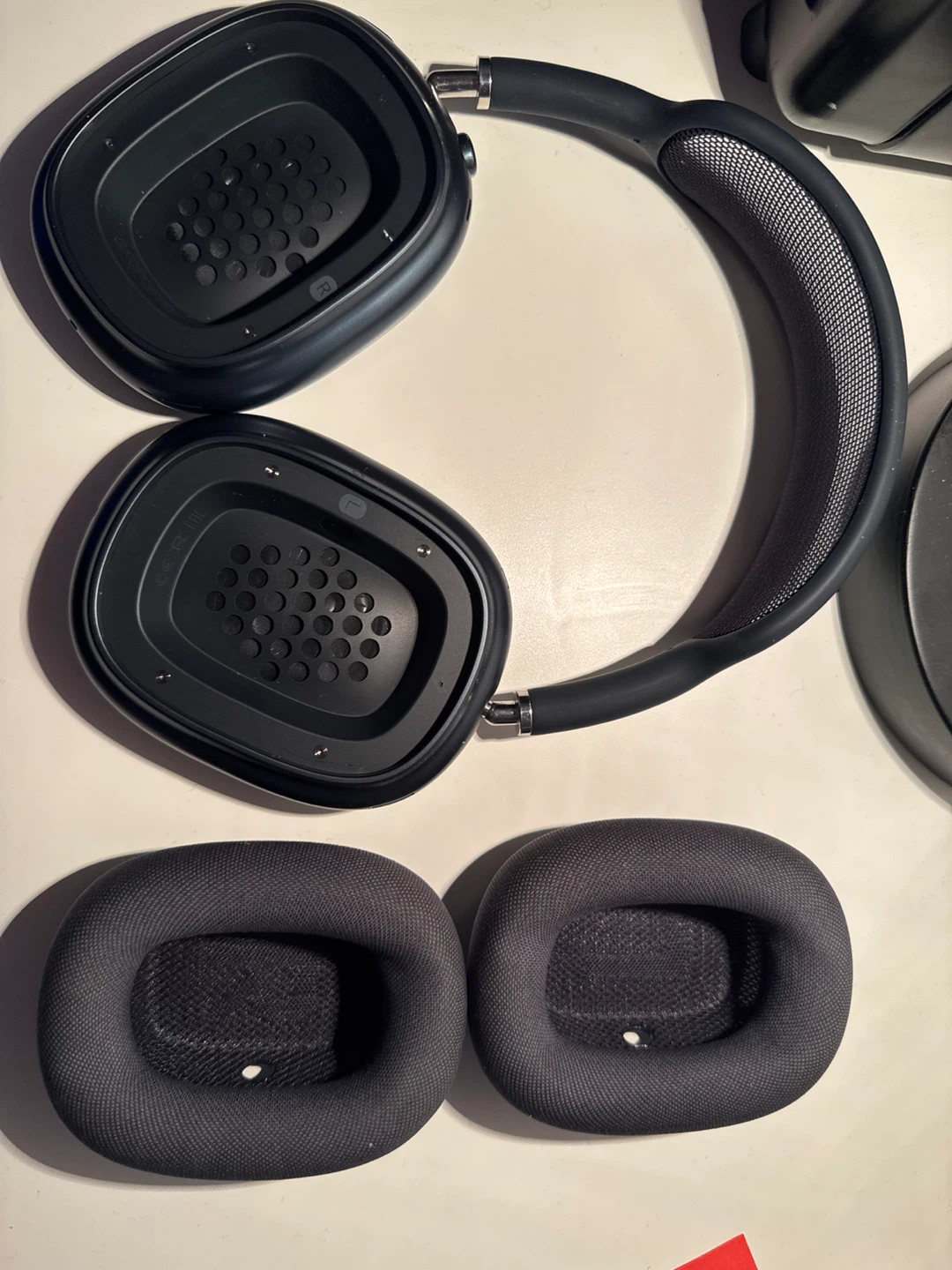 Apple AirPods Max Headphones - photo 3