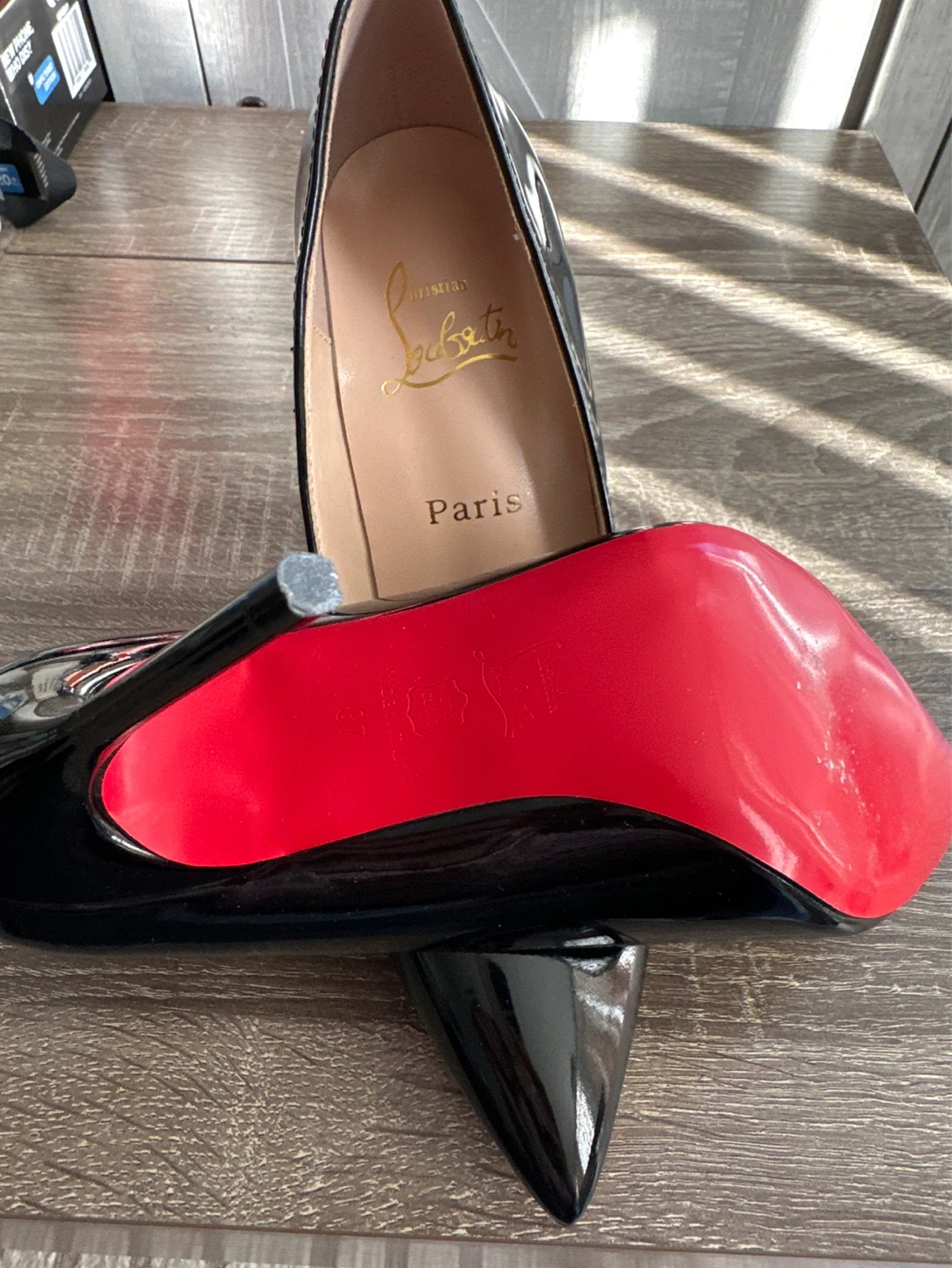 Louboutin Leather heels  LIGHTLY USED Size 37 - photo 2