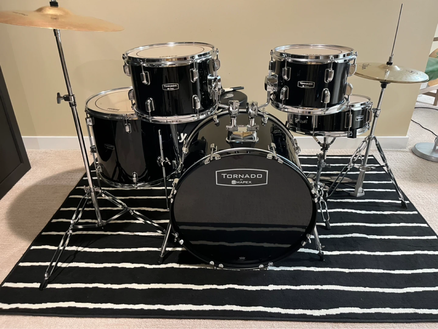 Mapex Tornado Drum Kit - Black