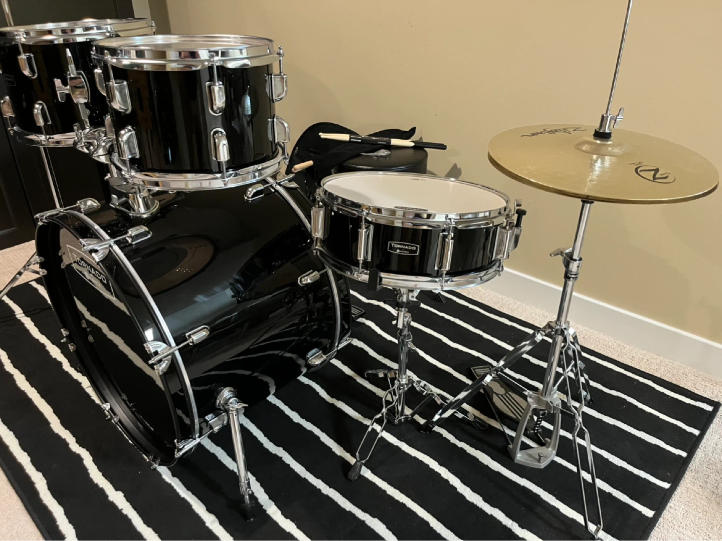 Mapex Tornado Drum Kit - Black - photo 5