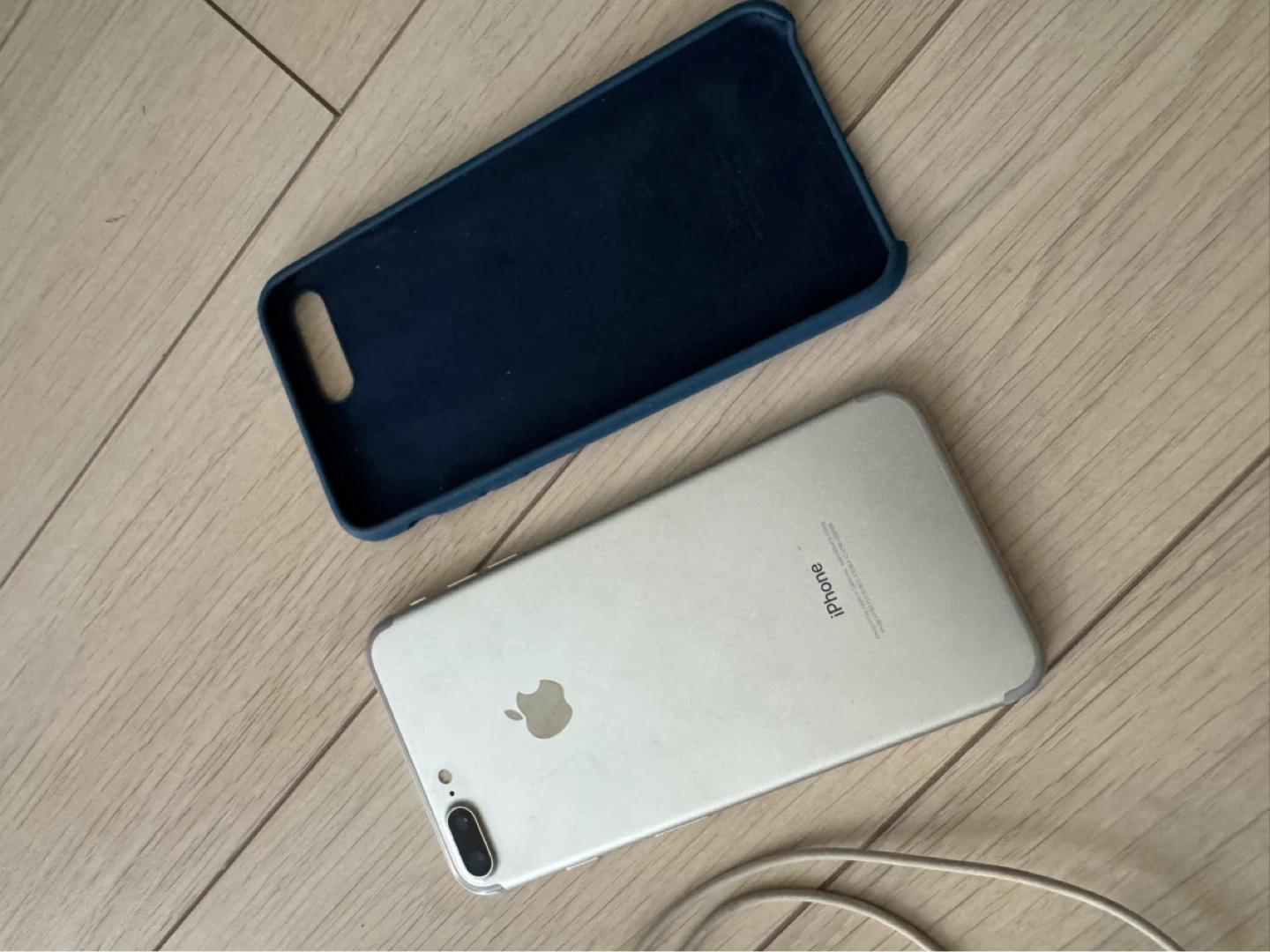 Apple iPhone 7 Plus 32GB - photo 4