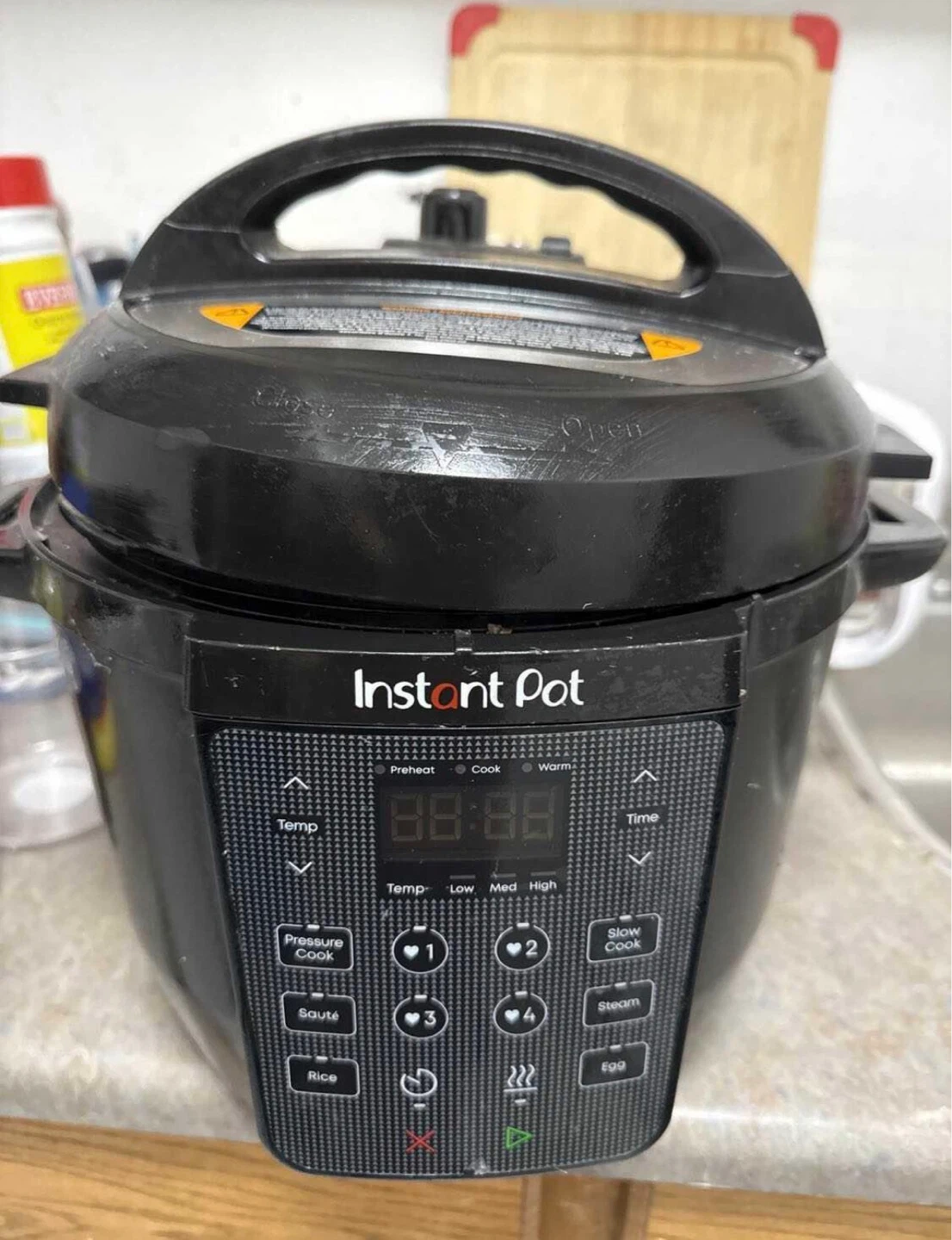 Instant Pot Pressure Cooker