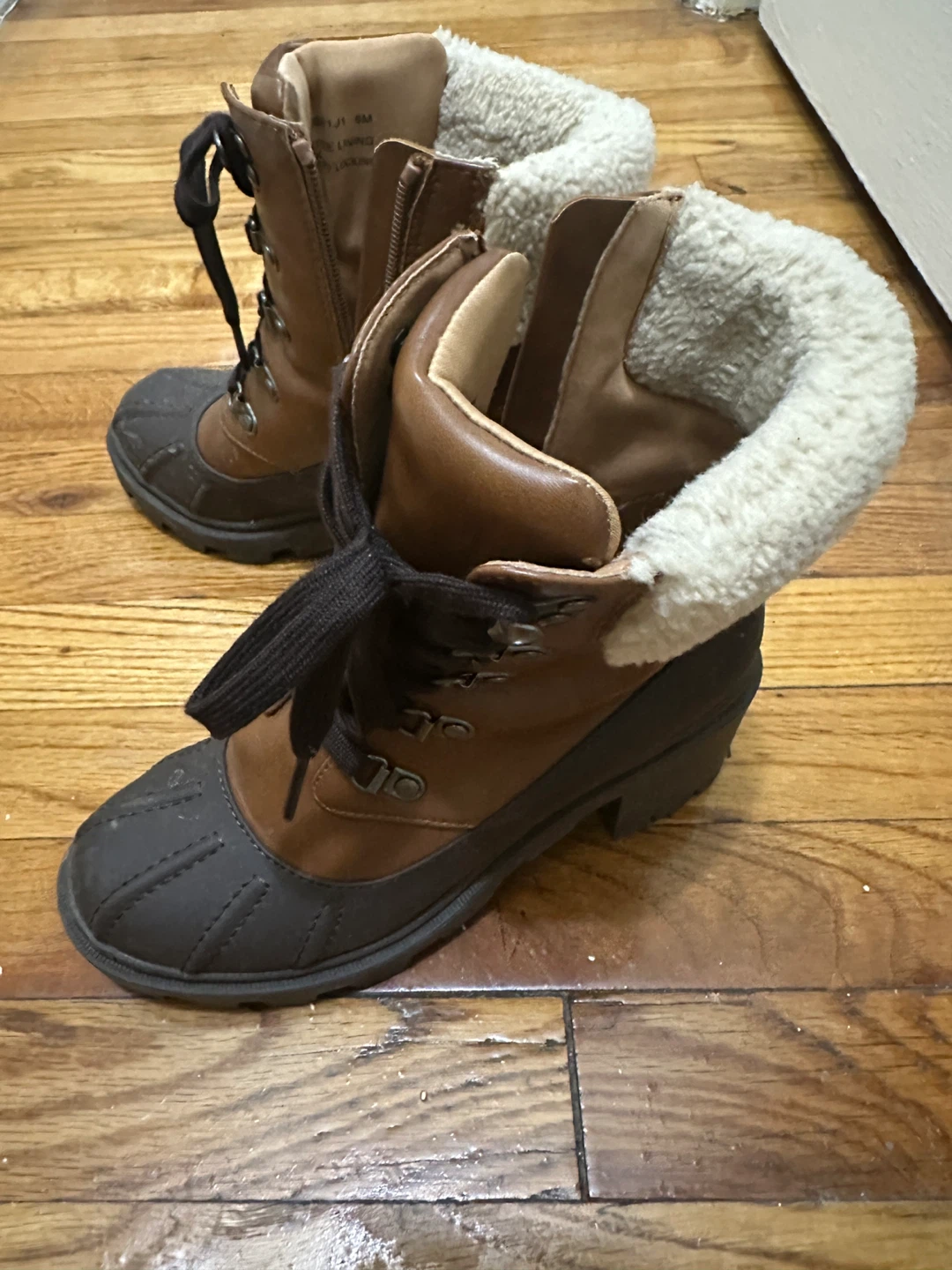 Madden girl Brown Lace-Up Winter Boots with Fur Lining - photo 2