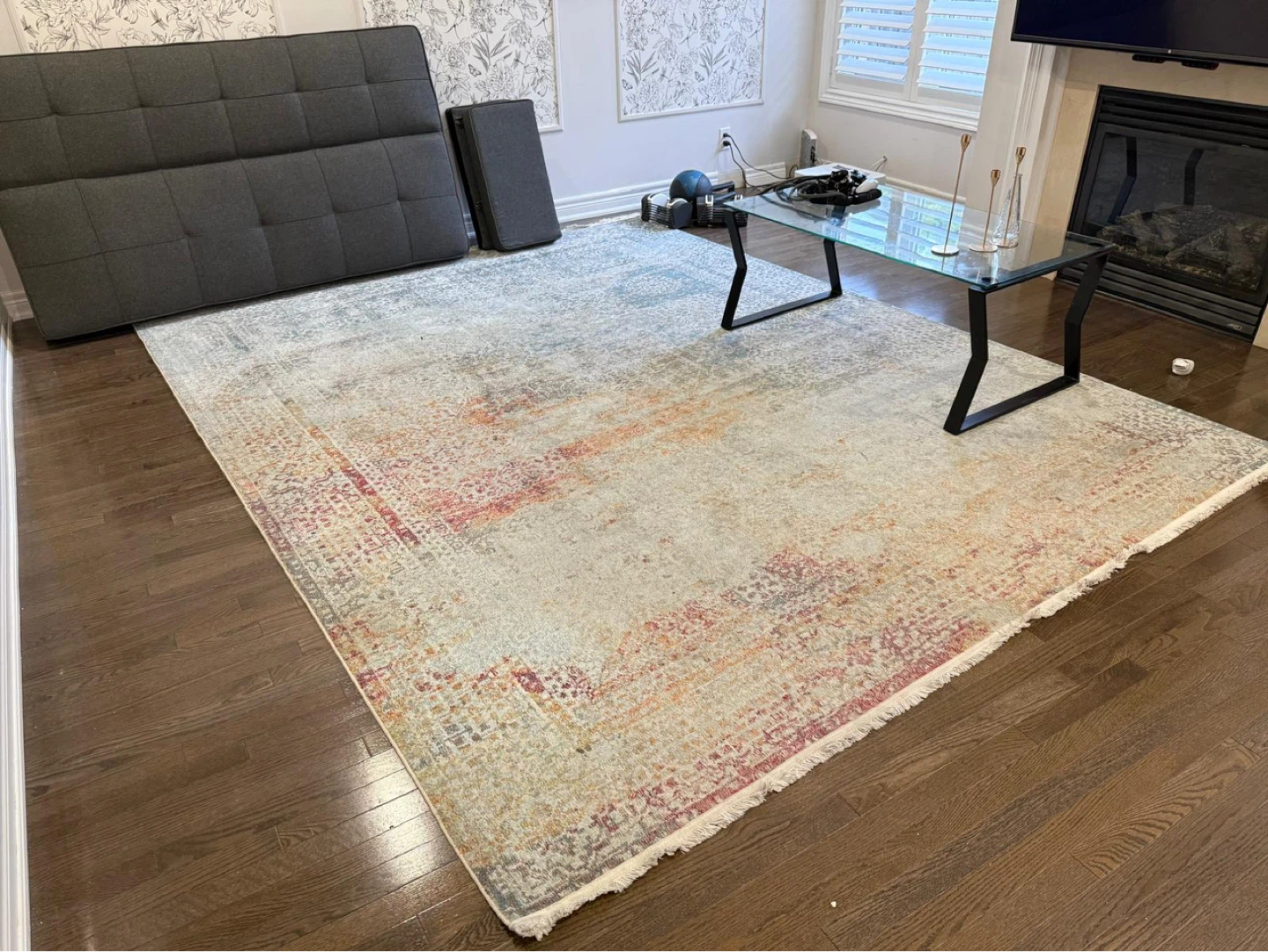 CONTENT SALE - Turkey Area Rug - photo 2