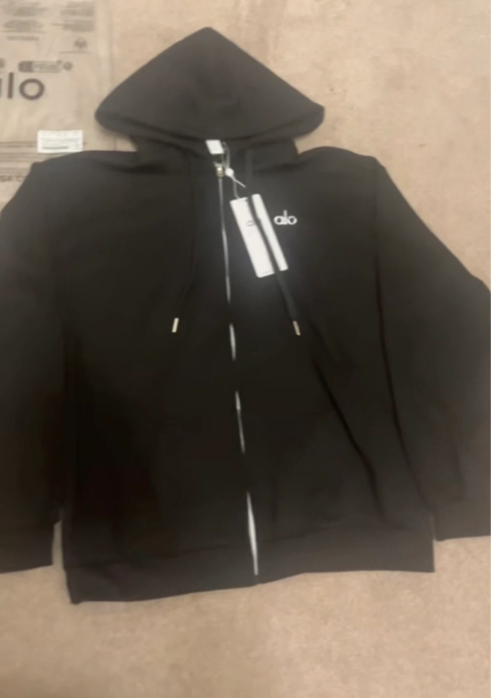 Alo Yoga Black Zip-Up Hoodie and Sweatpants Set