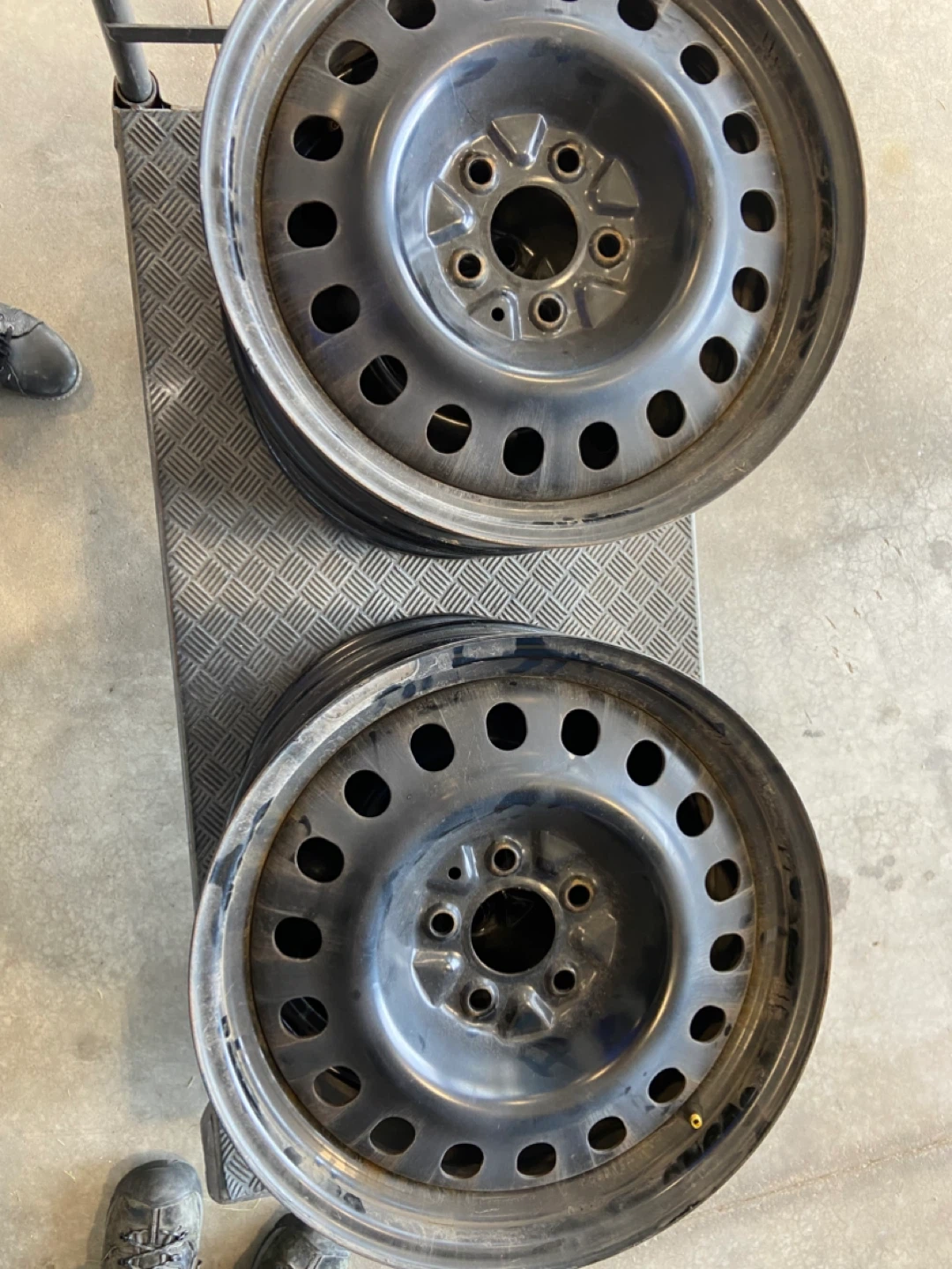 Set of 4 Black Steel Rims 17x7J 5-114.3 Bolt Pattern - photo 5