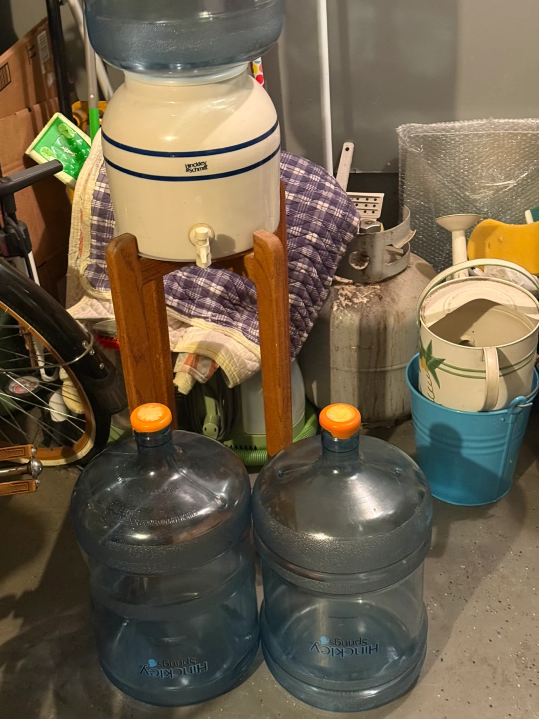 Hinkley & Schmitt wood&ceramic water stand (3) 5 gallon bottles. - photo 2