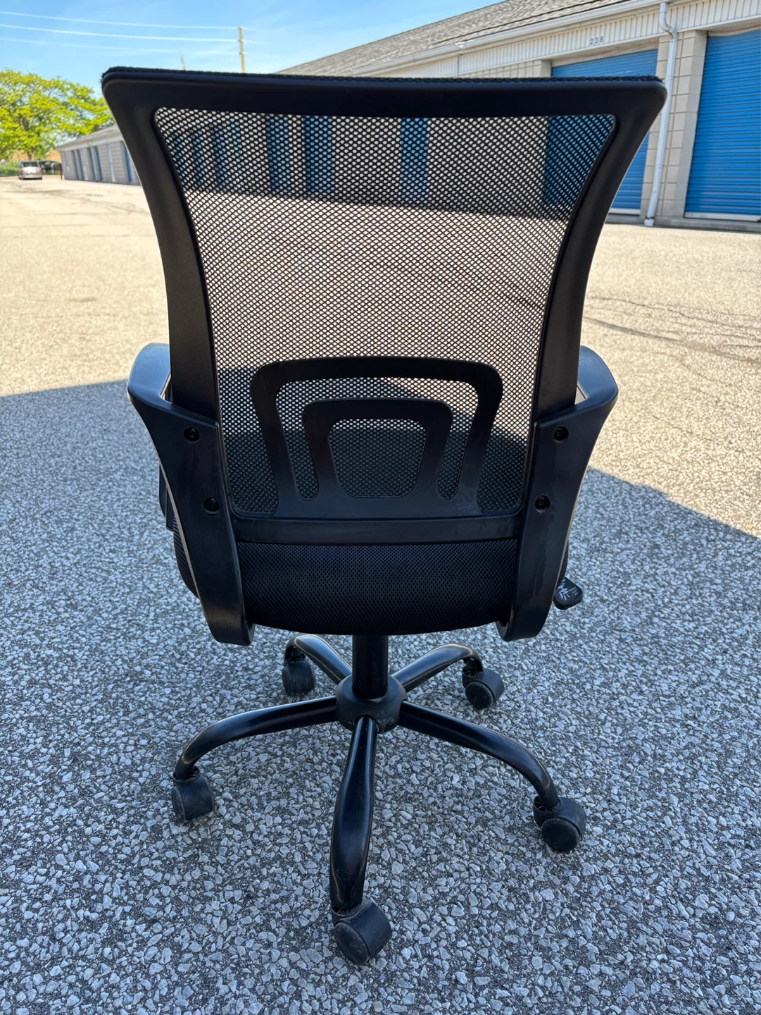 Black Mesh Office Chair - photo 3